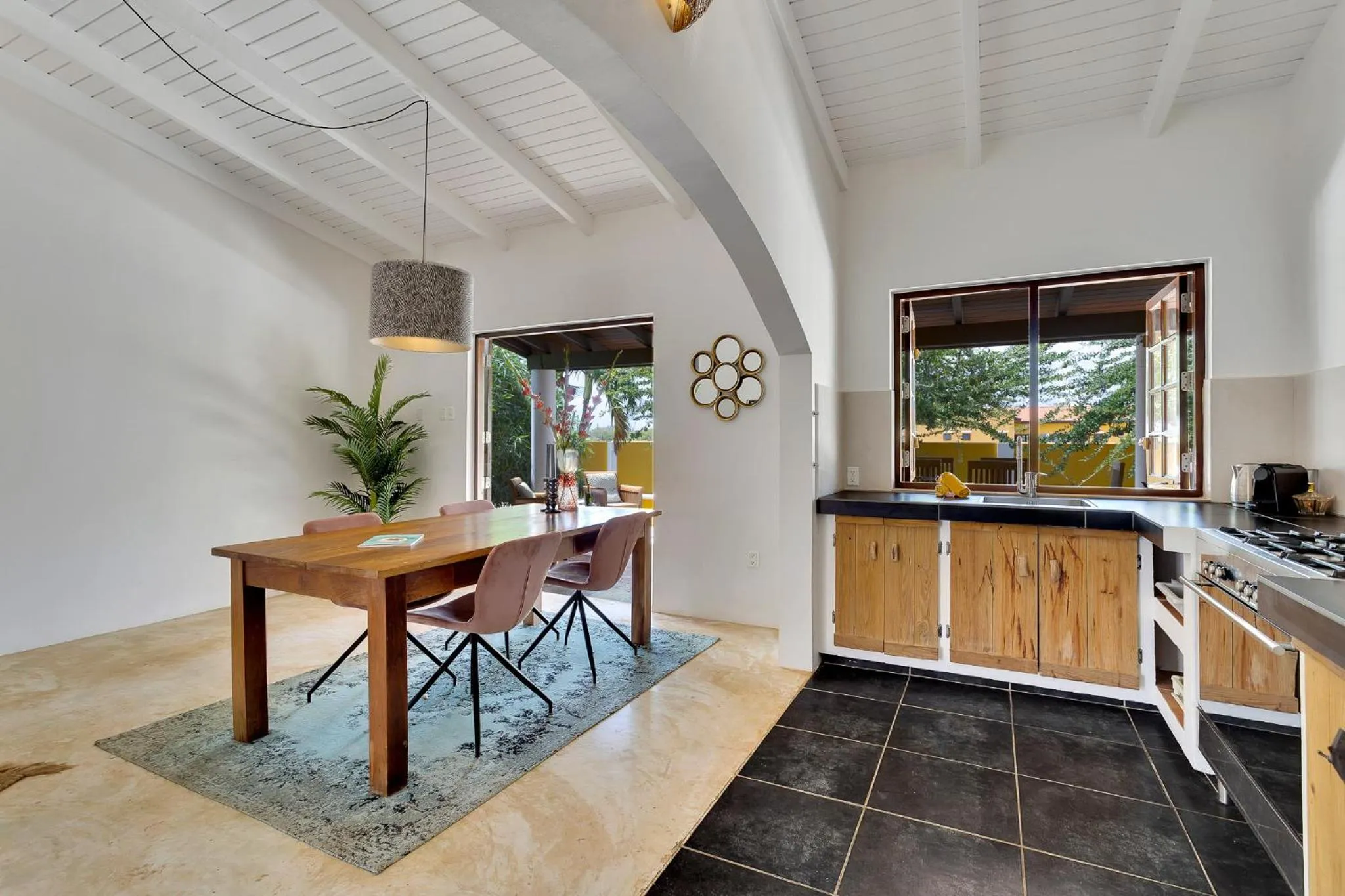 Dining area in Boutique Hotel Wanapa - Adult Friendly - 14 years and older