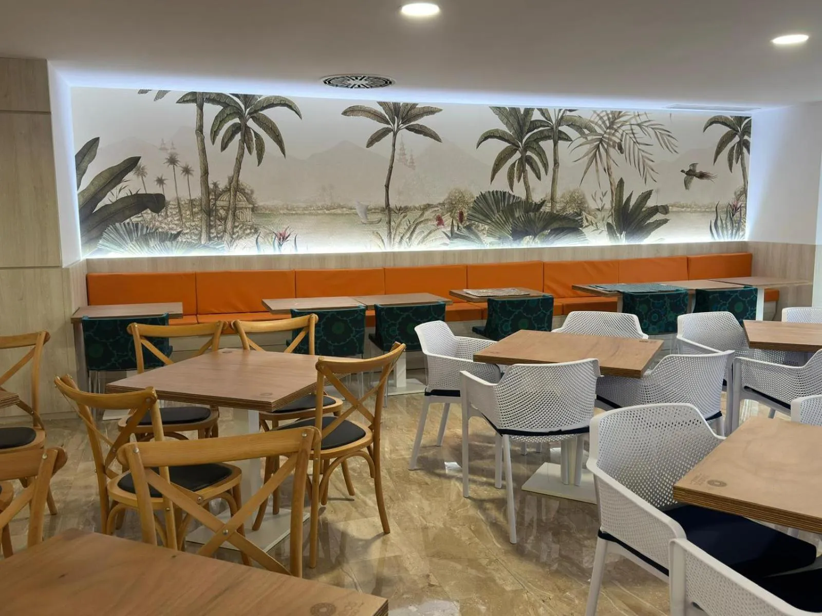 Restaurant/places to eat in Sandos Griego