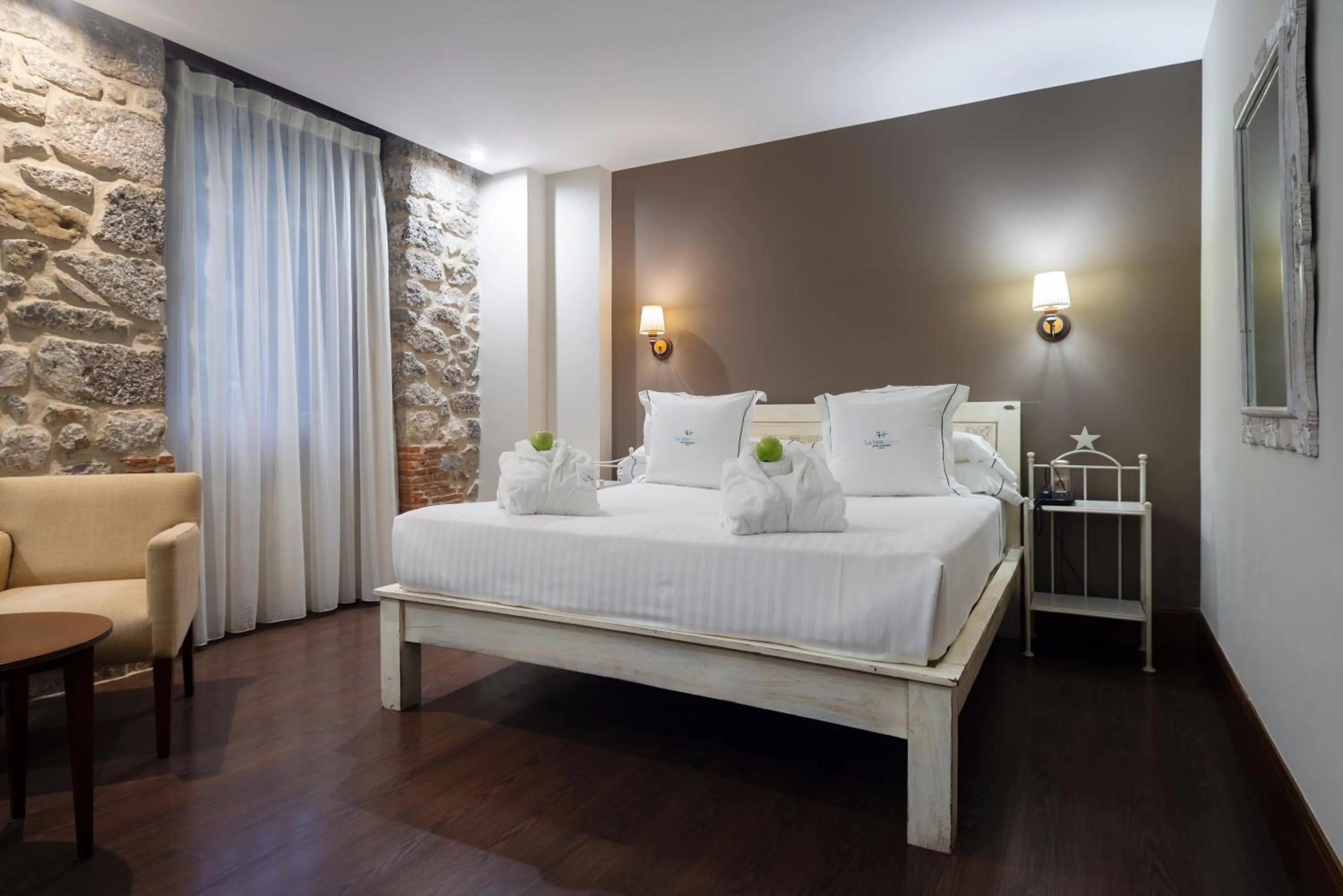 Photo of the whole room, Bed in Hotel Balneario La Hermida