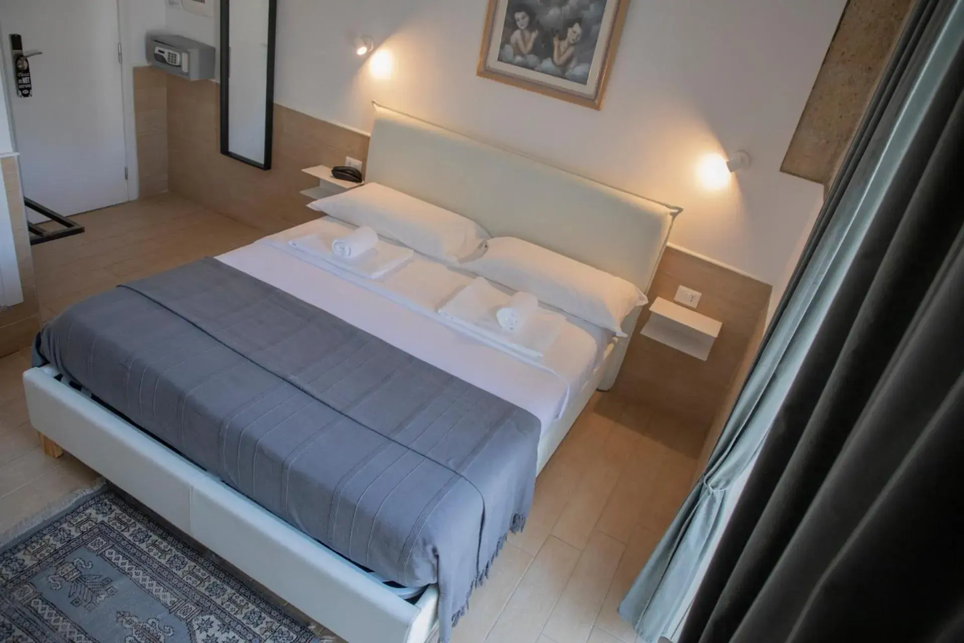 Bed in H22 Hotel Bed in H22 Hotel