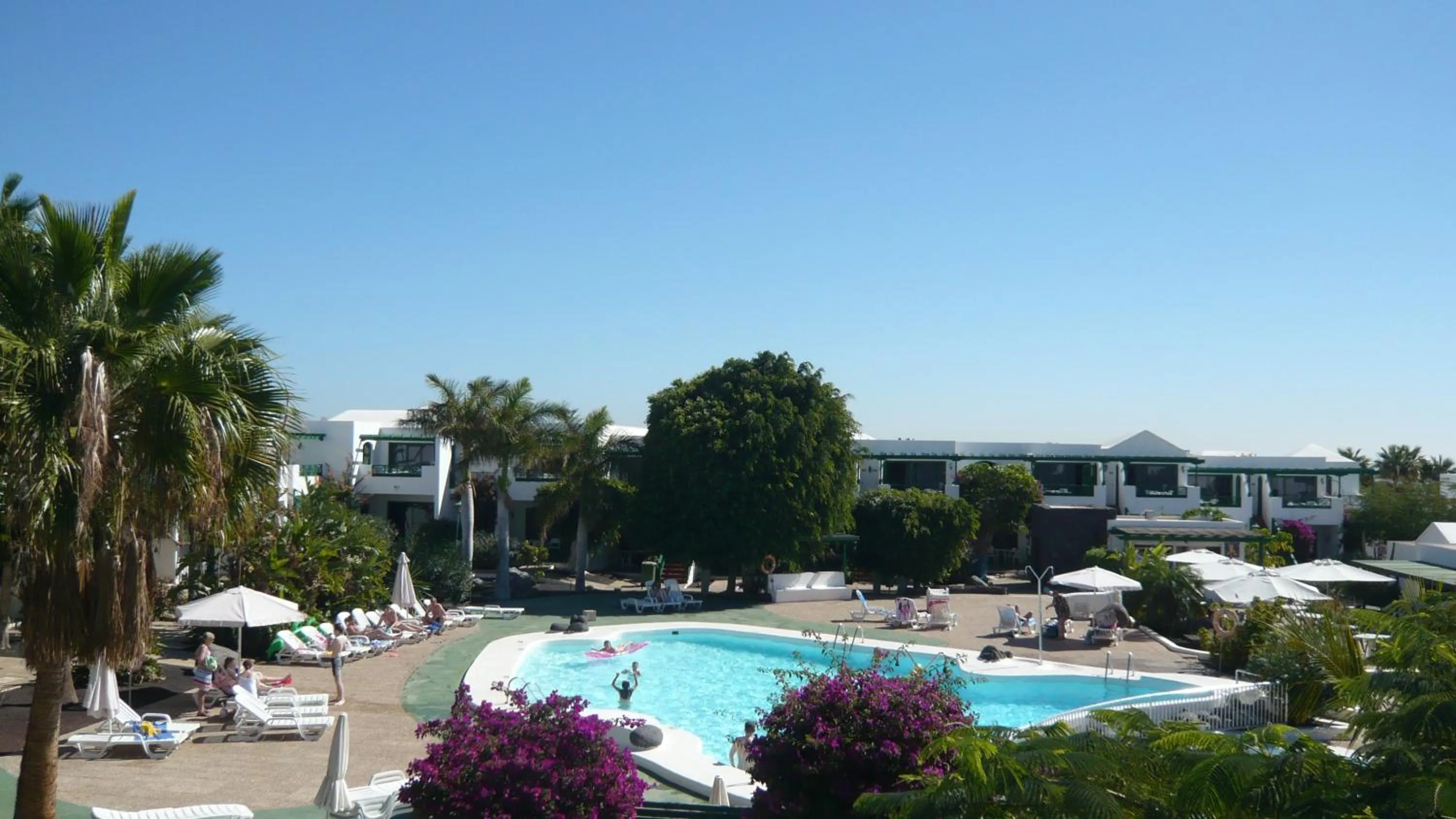 Swimming pool in HG Lomo Blanco