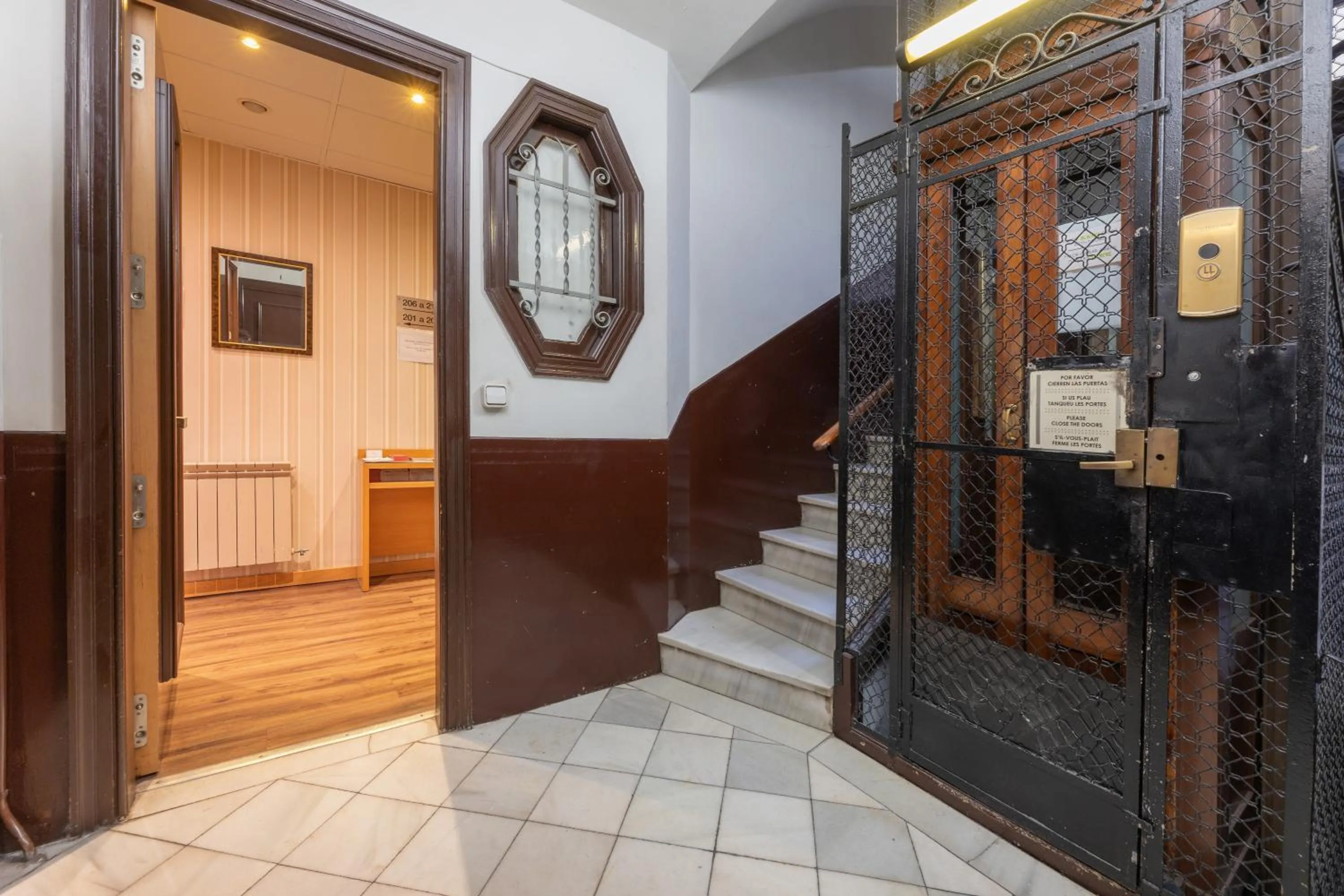 Lobby or reception in Hotel Lyon