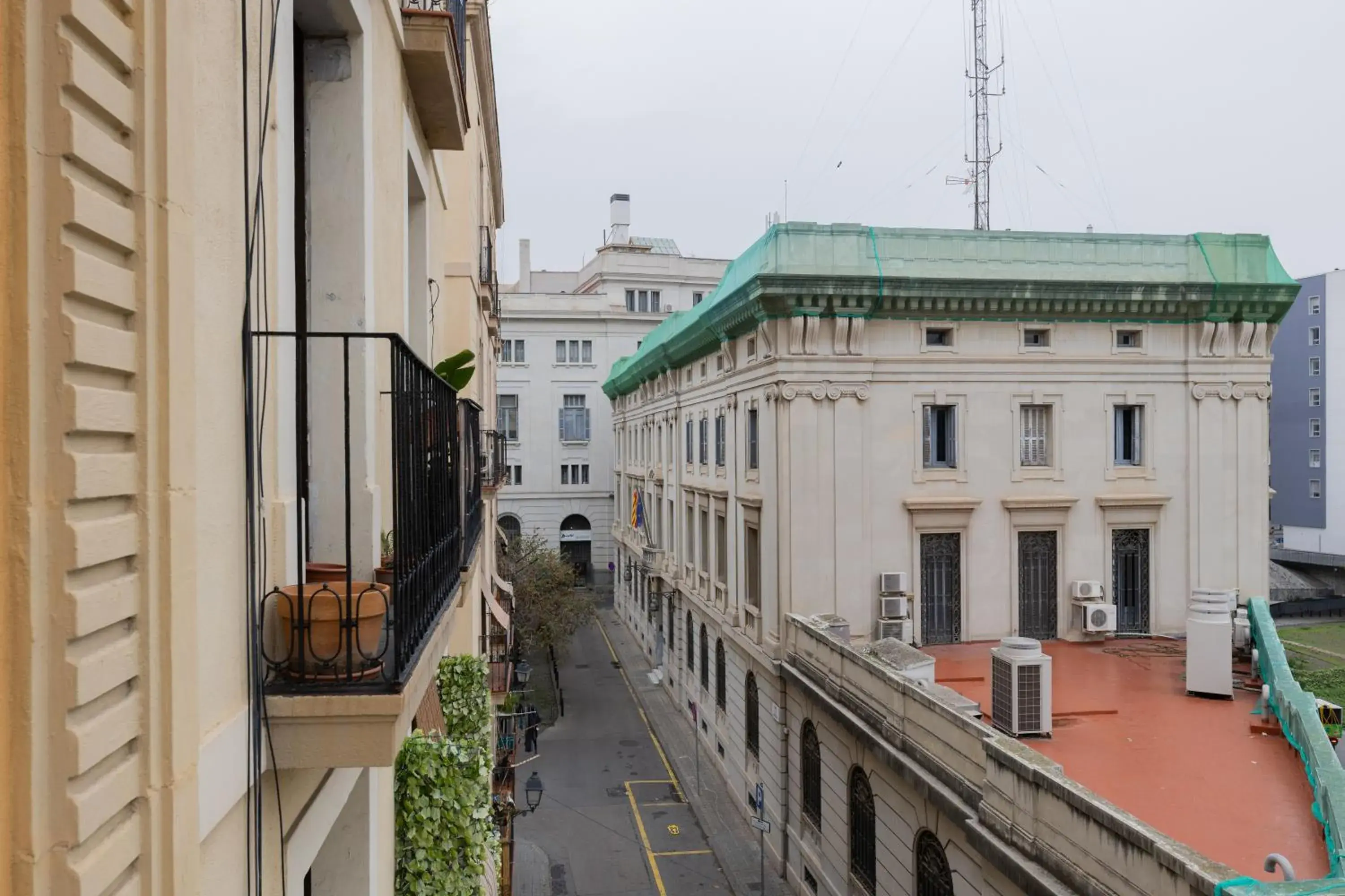 City view in Hotel Lyon City view in Hotel Lyon