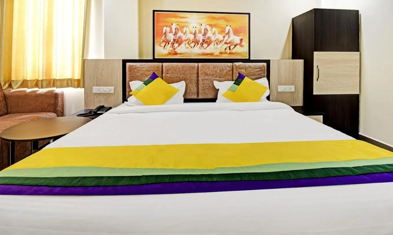 Photo of the whole room in Hotel Shashwat