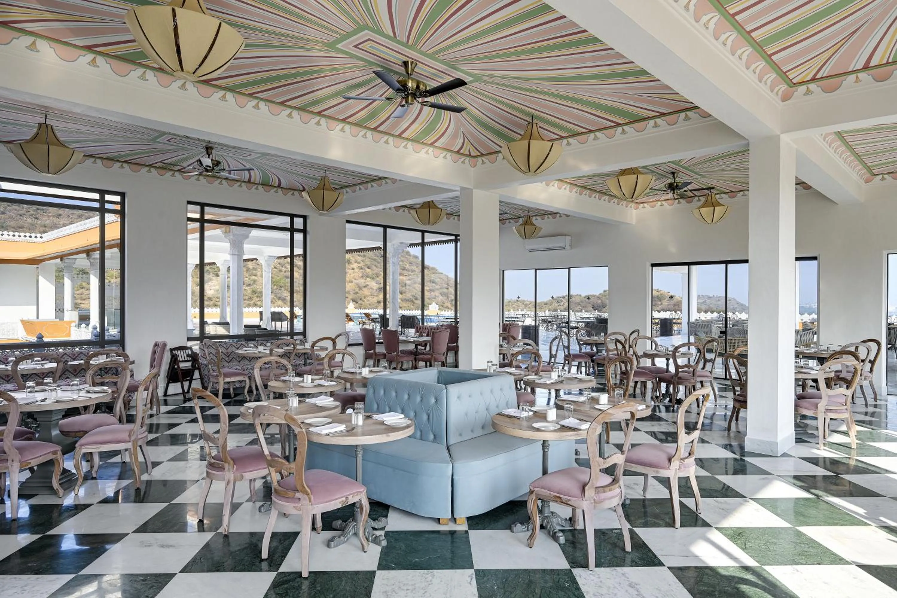 Restaurant/places to eat in Fateh Vilas by Fateh Collection