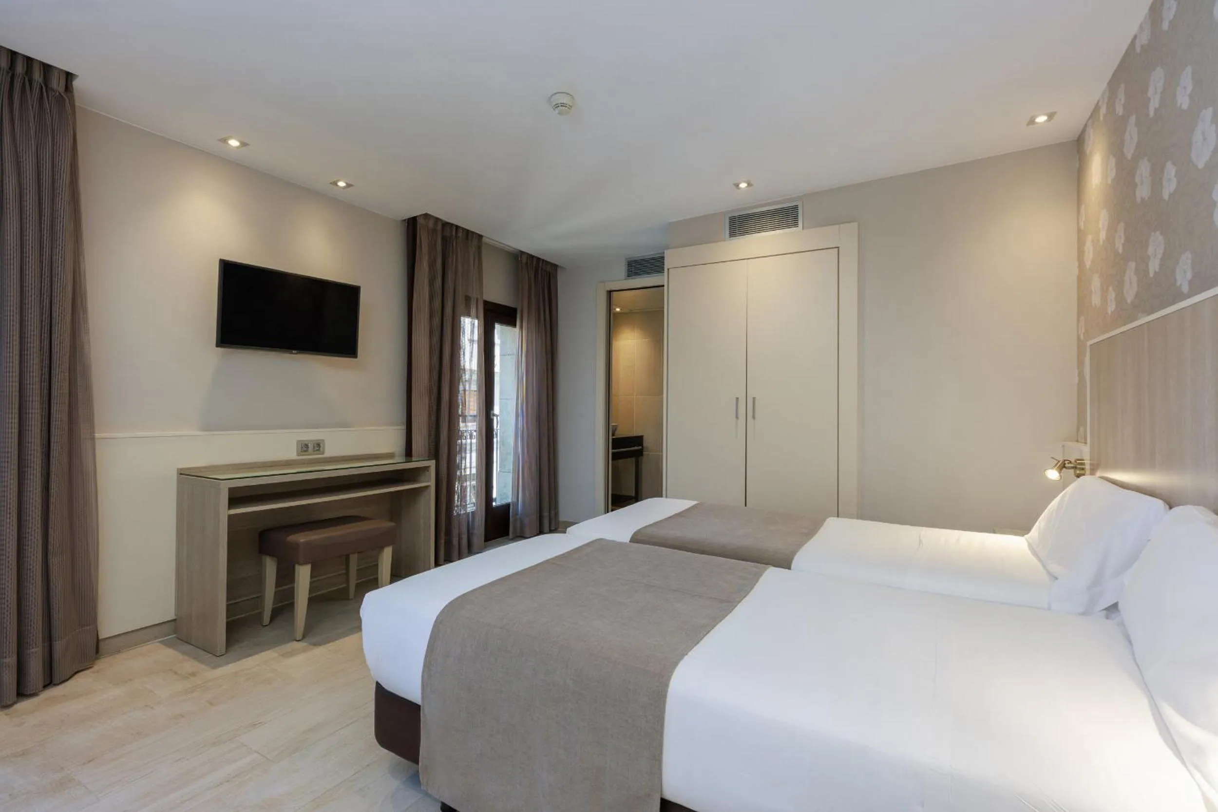 Bedroom, Bed in Hotel Santa Marta