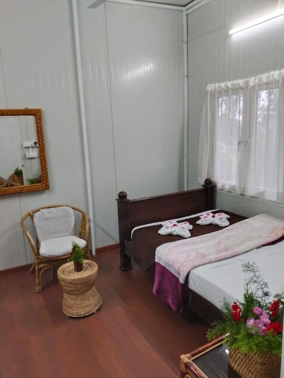 Bed in 4REST INN PRIVATE LIMITED