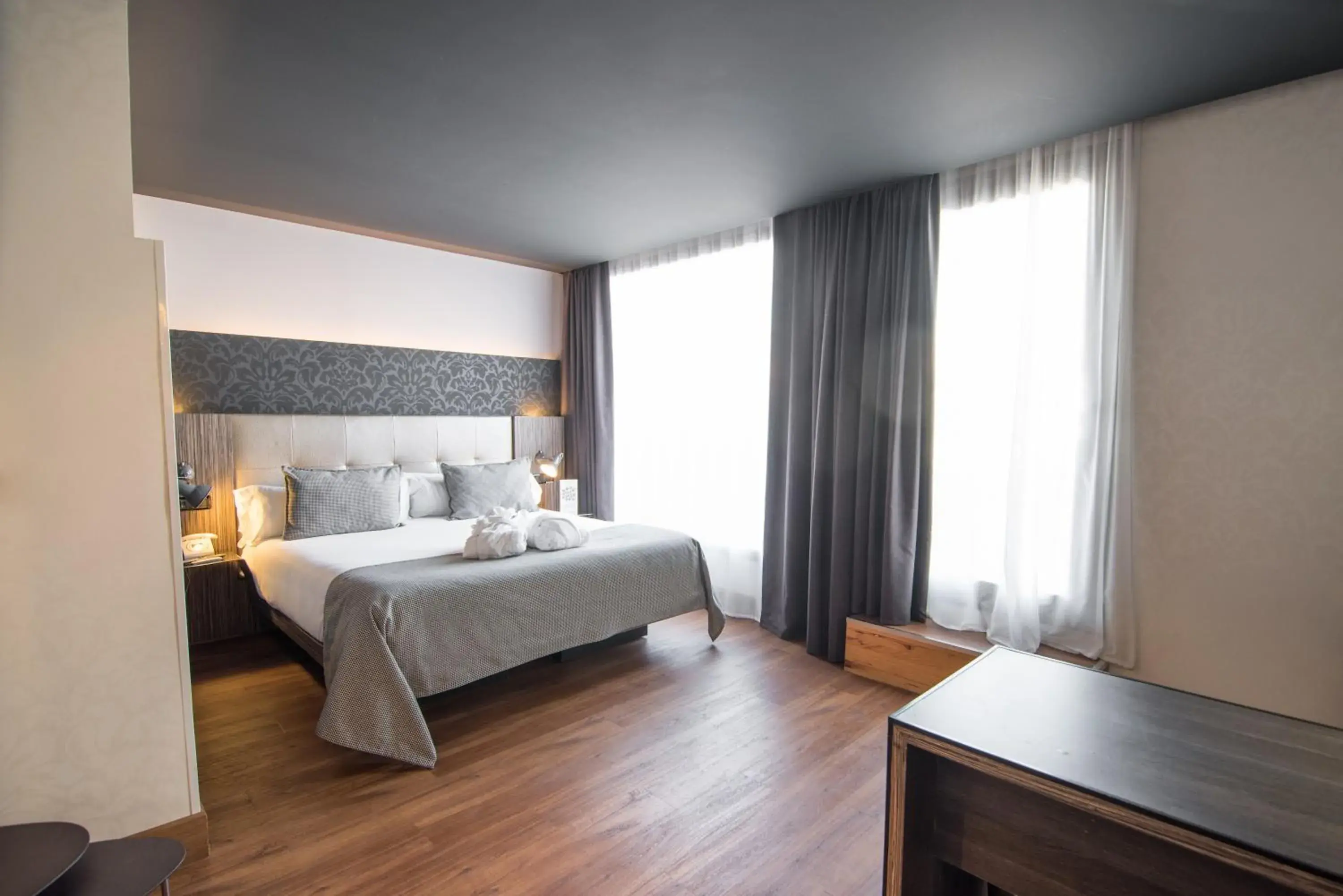 Bedroom, Bed in Petit Palace Museum Bedroom, Bed in Petit Palace Museum