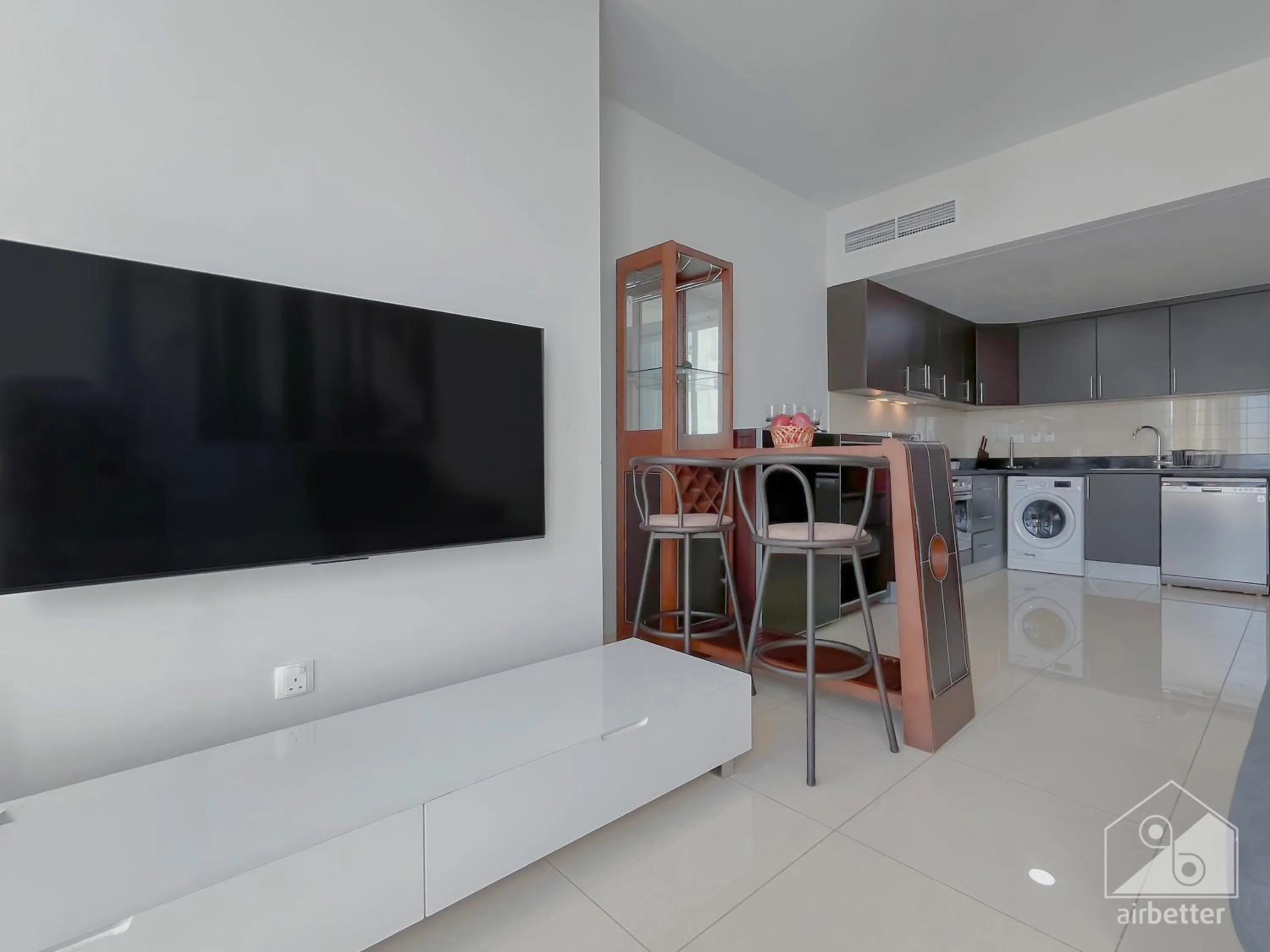 Living room in Luxurious Loft with stunning views Dubai