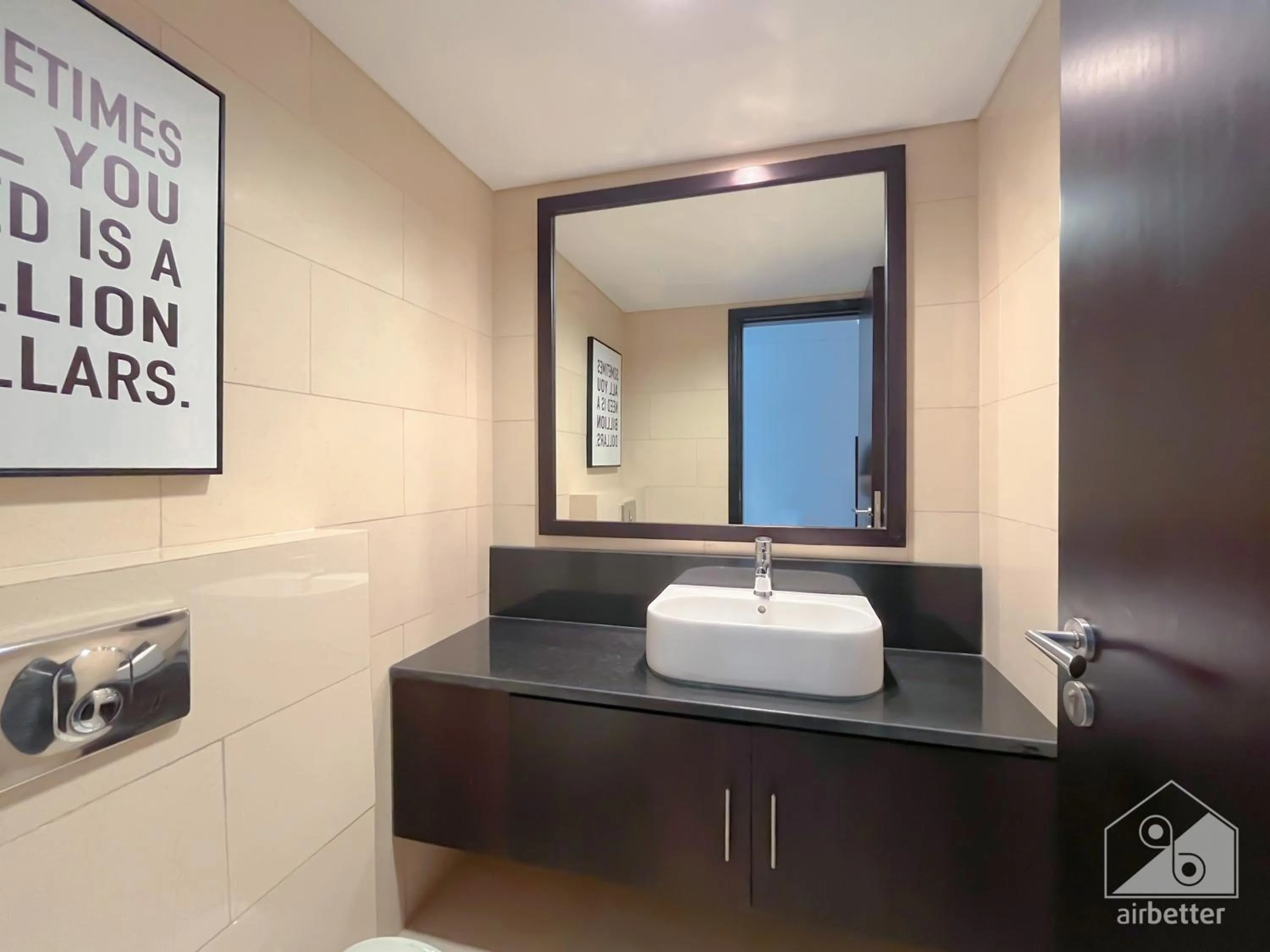 Bathroom in Luxurious Loft with stunning views Dubai