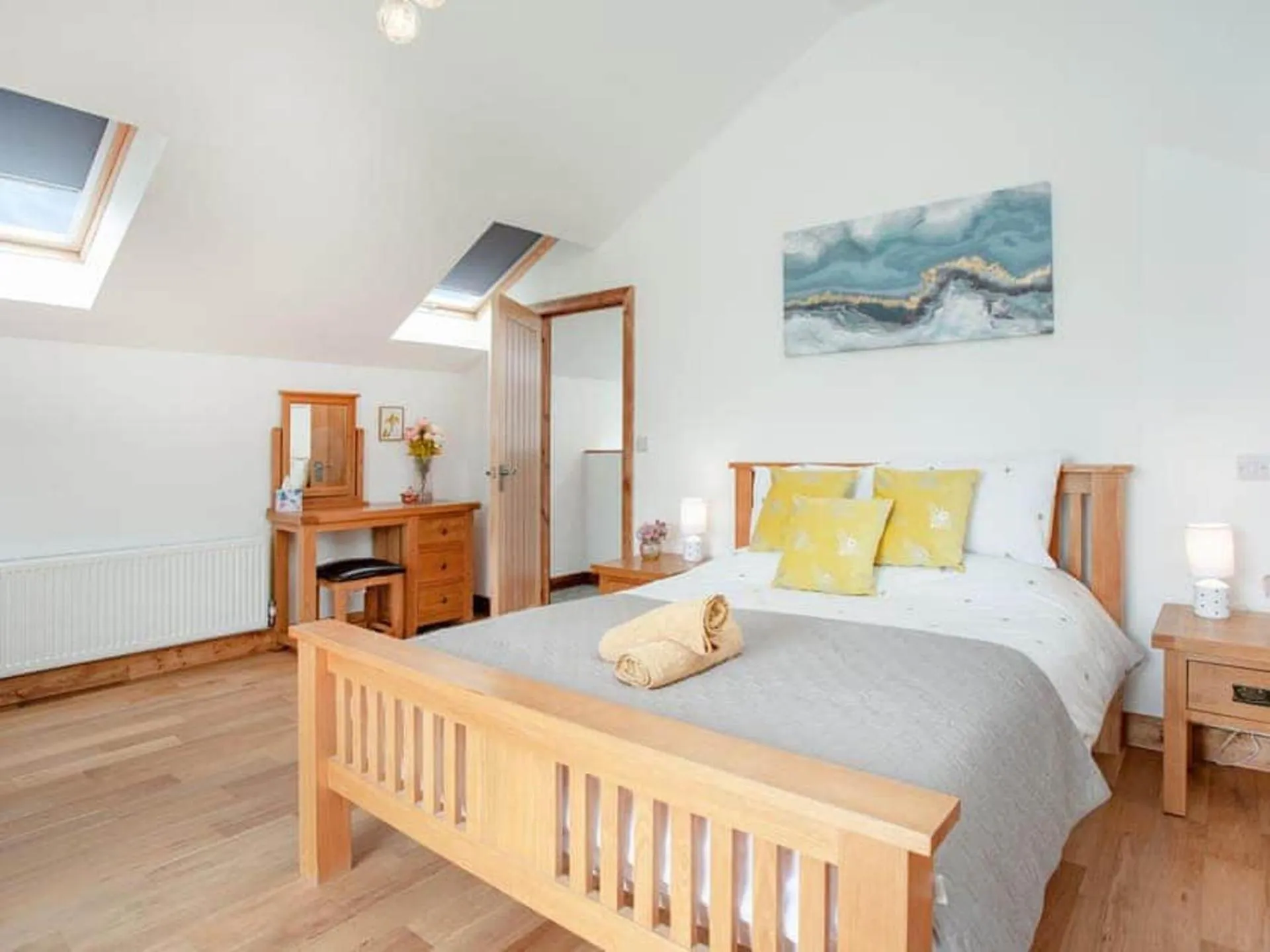 Bed in Cosy cottage in the Blackdown hills Devon