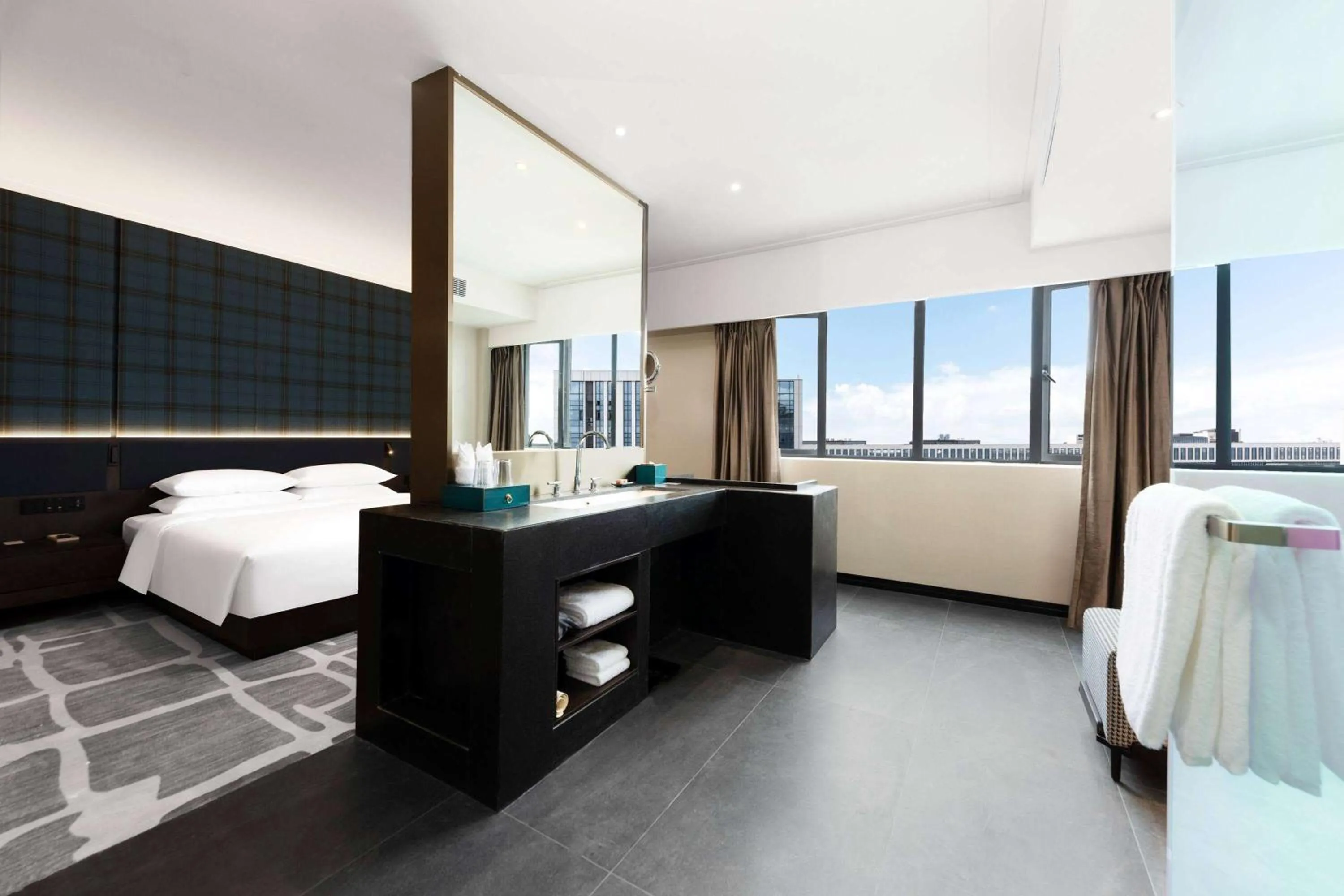 Photo of the whole room in Wingate By Wyndham Wuhan Optics Valley