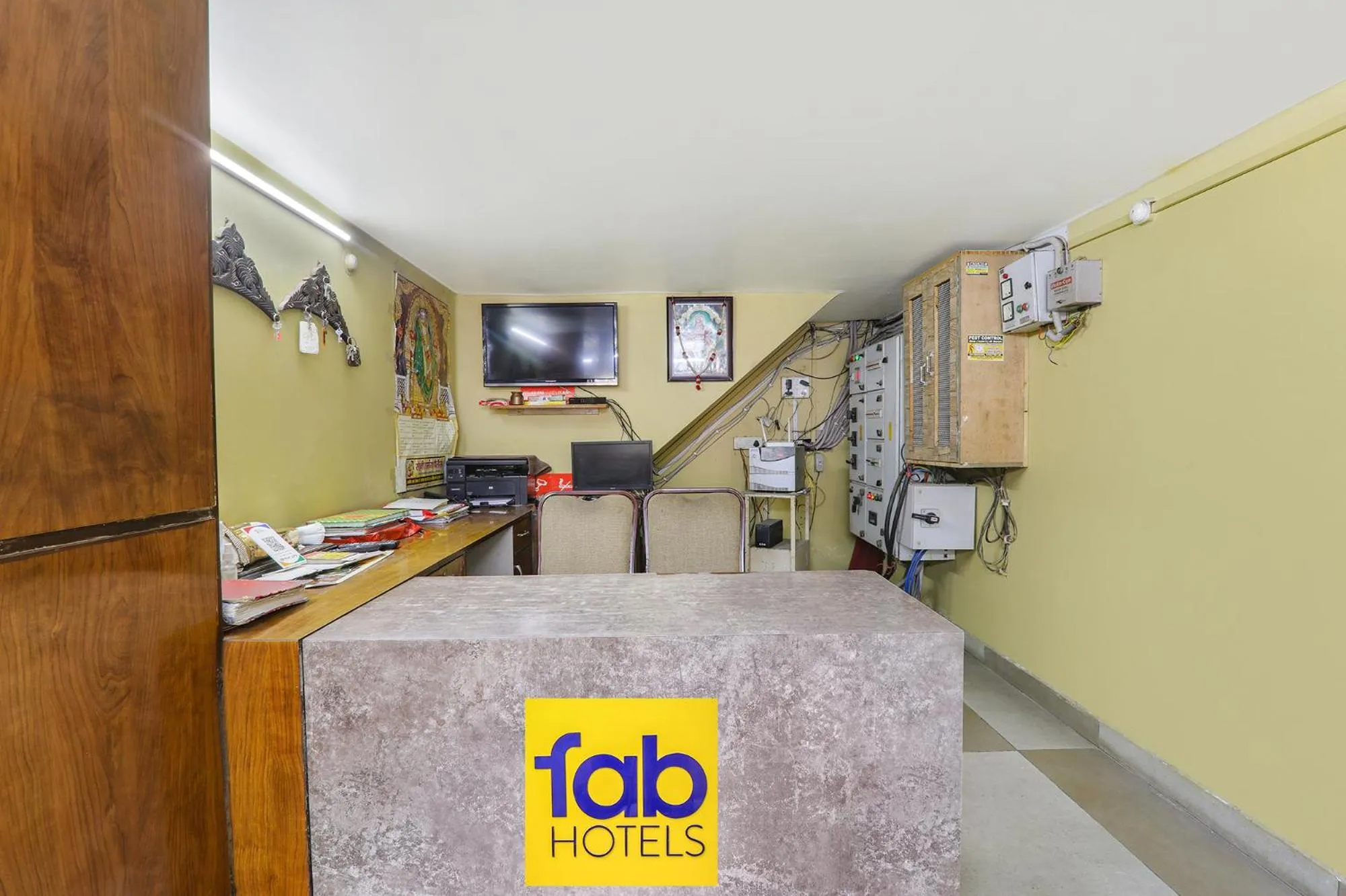 TV and multimedia in FabHotel Harmony