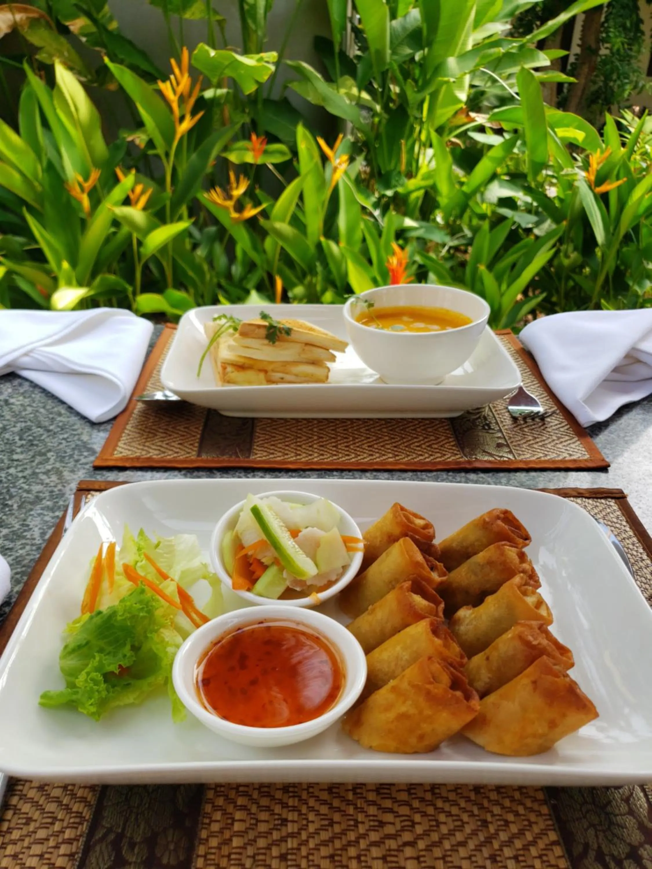 Food and drinks in Natural Relax Villa