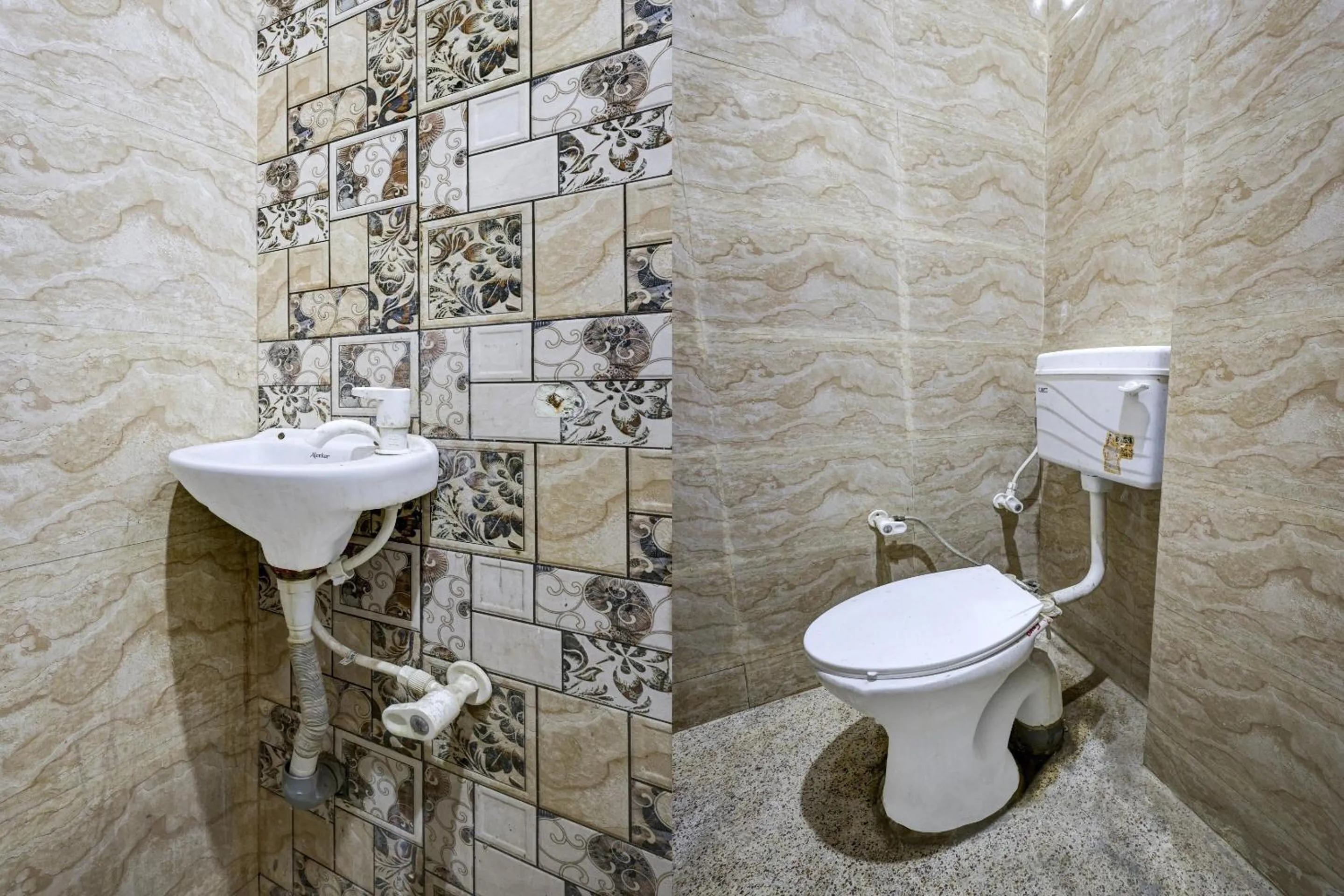 Lobby or reception in Hotel O Relax Inn