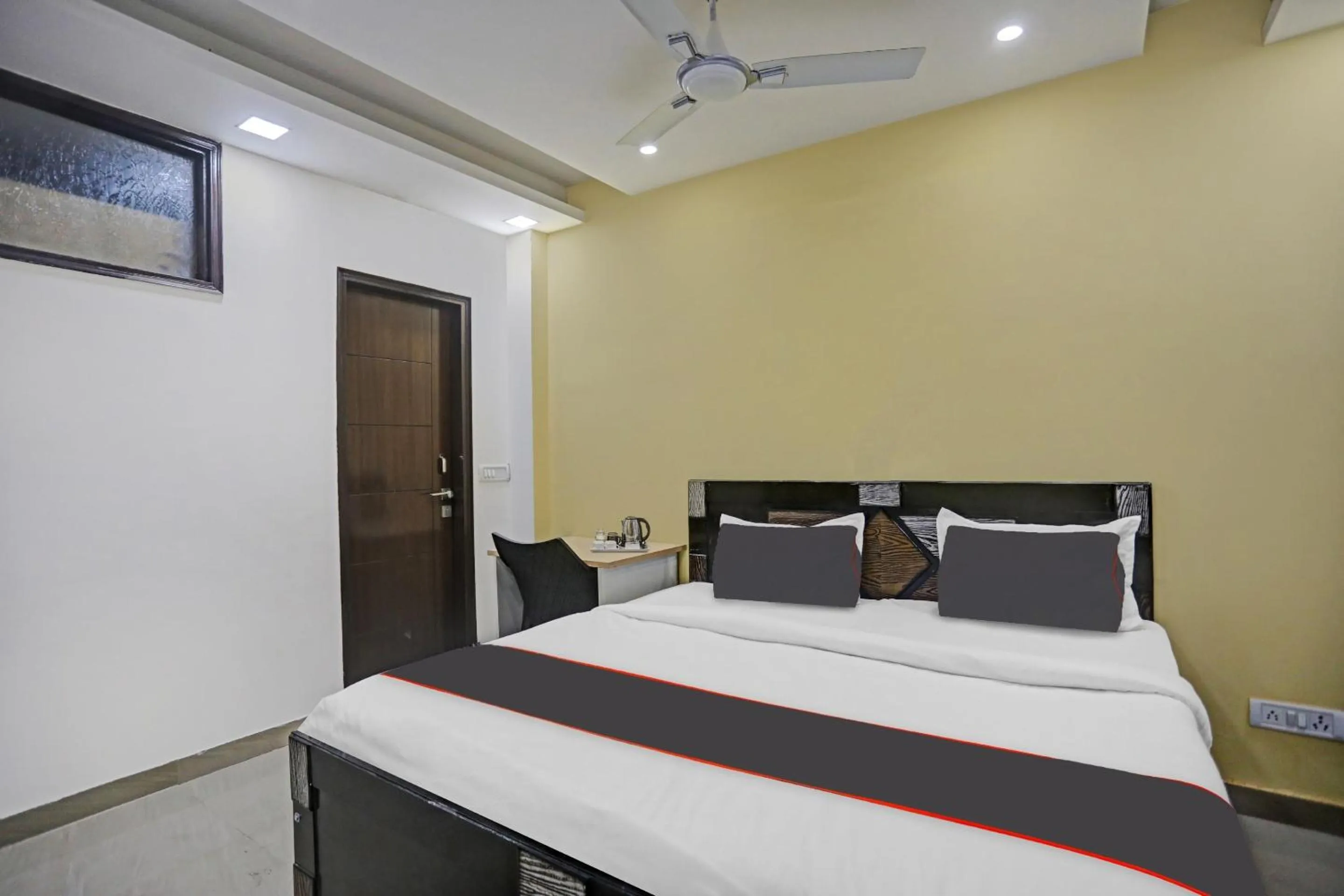 Bedroom, Bed in Collection O Nirvana Residency Near Lotus Temple