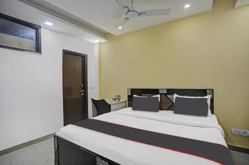 Collection O Nirvana Residency Near Lotus Temple