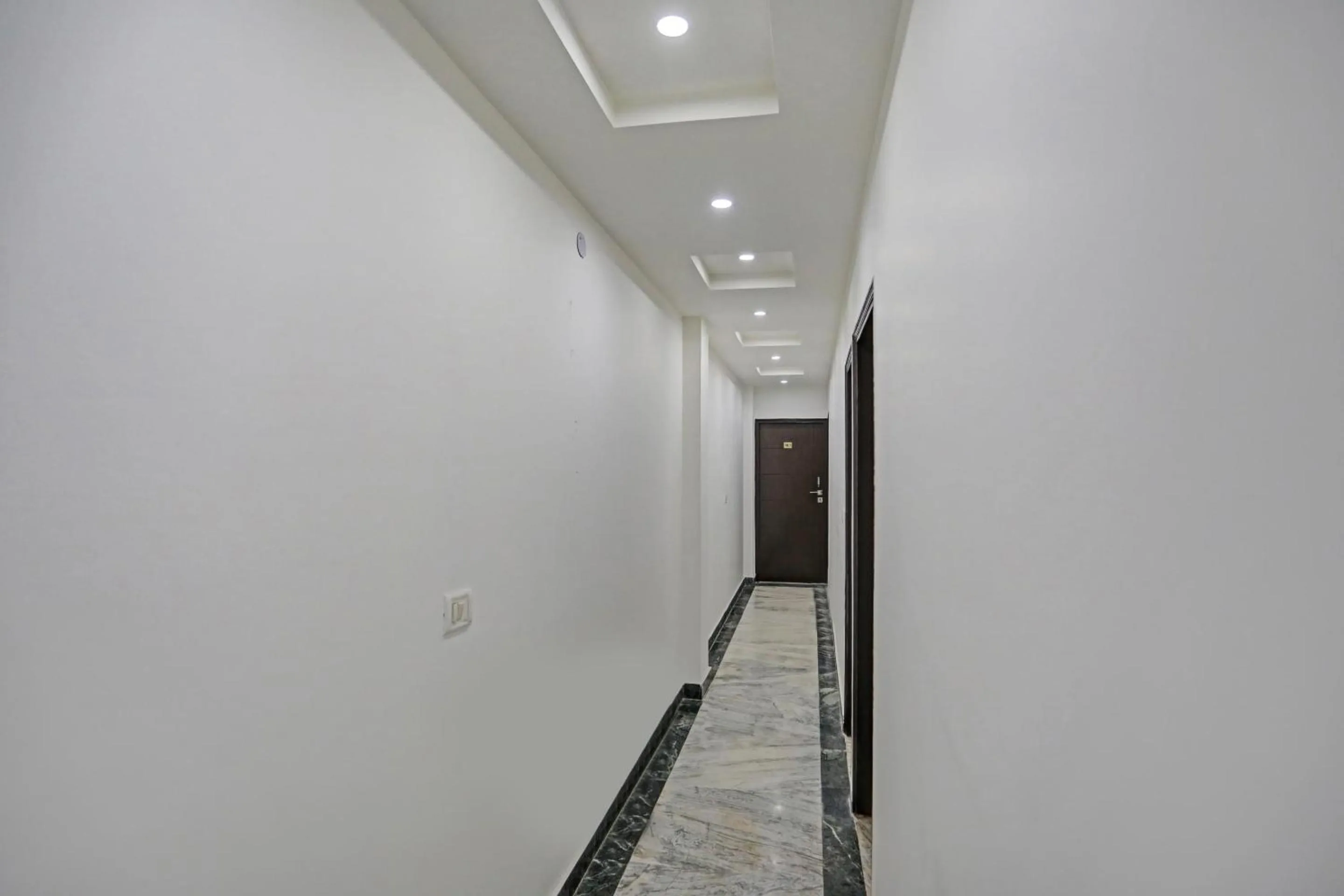 Lobby or reception in Collection O Nirvana Residency Near Lotus Temple