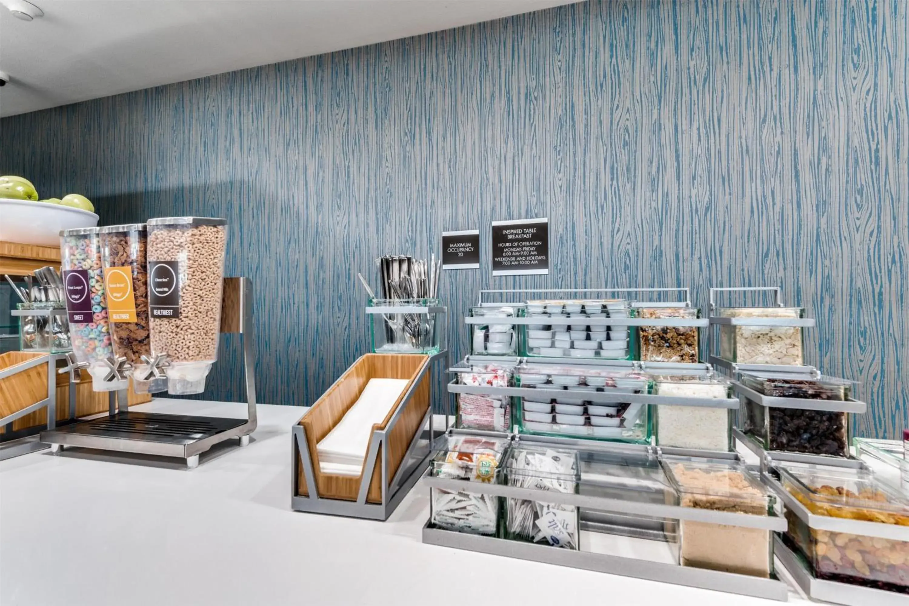 Breakfast in Home2 Suites By Hilton Dallas Medical District Lovefield, Tx Breakfast in Home2 Suites By Hilton Dallas Medical District Lovefield, Tx