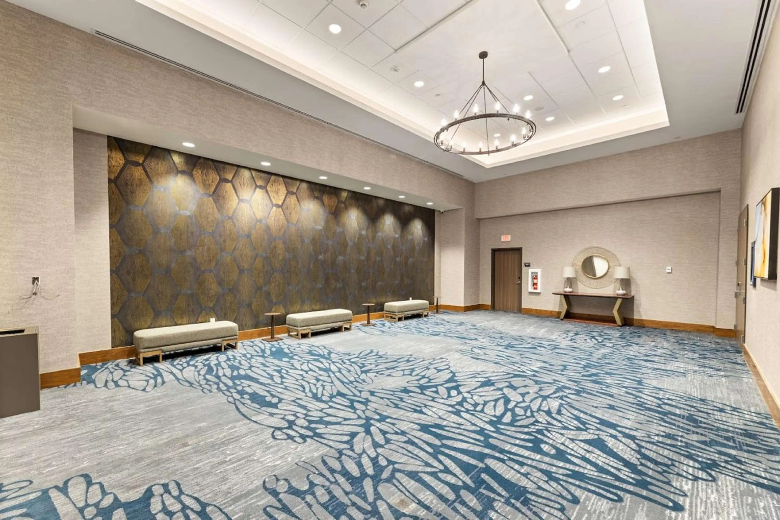 Meeting/conference room, Bed in Embassy Suites By Hilton Irving Las Colinas