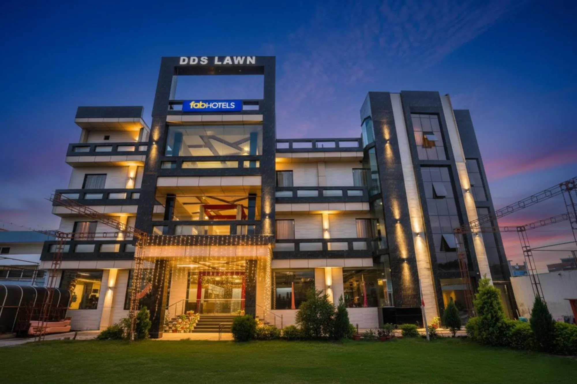 Property building in Via DDS