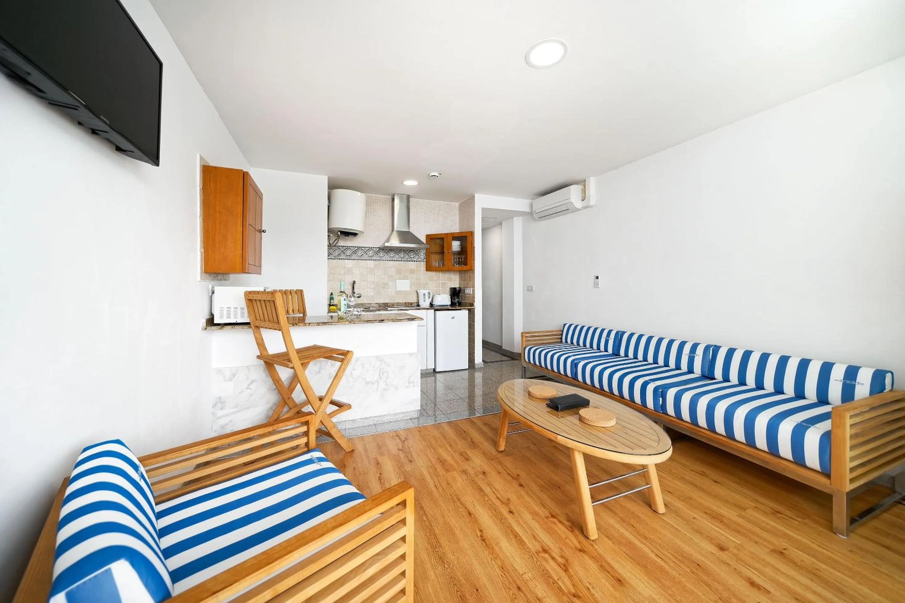 TV and multimedia in Aparthotel Maracaibo