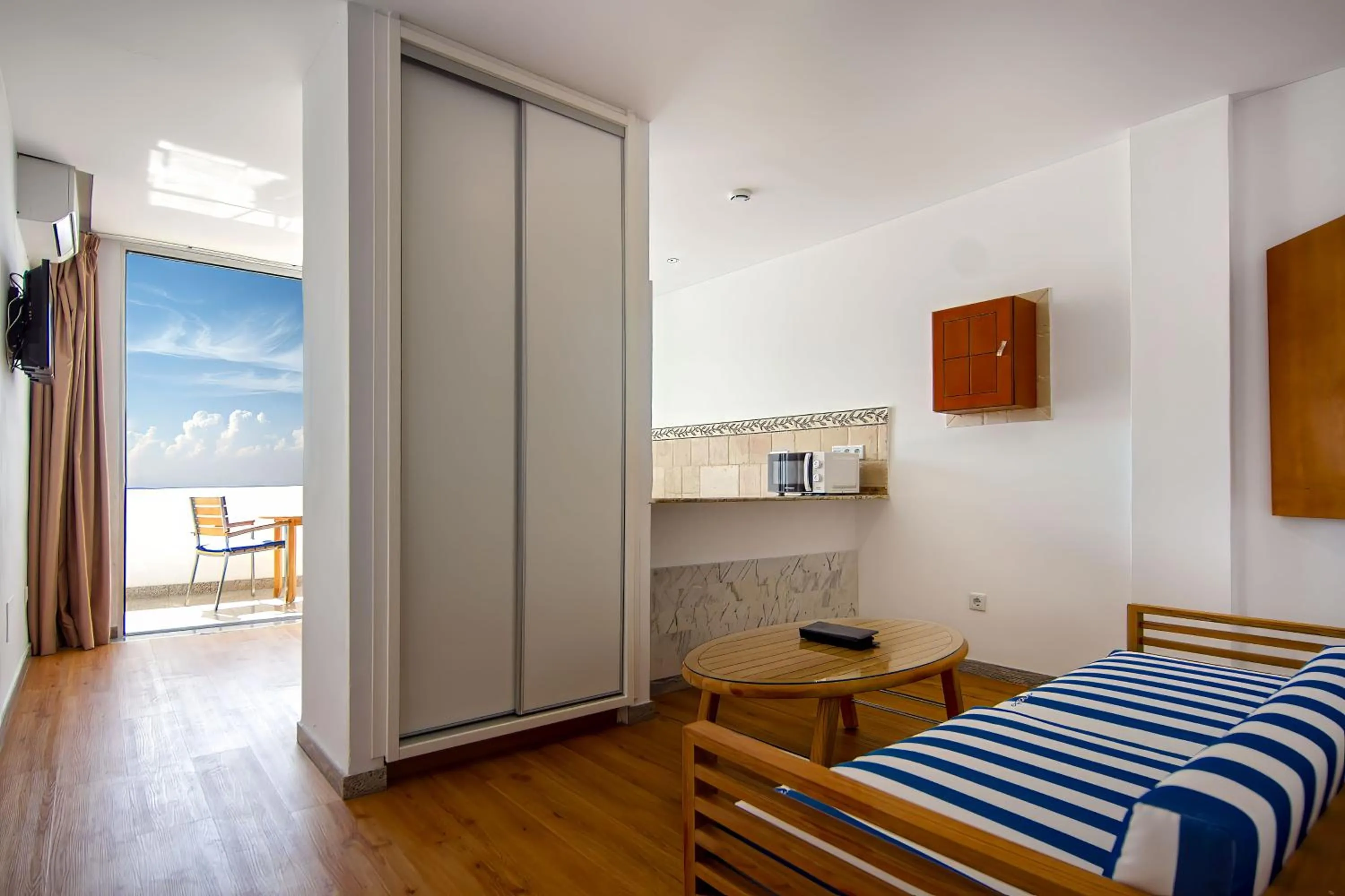 Photo of the whole room, Bed in Aparthotel Maracaibo