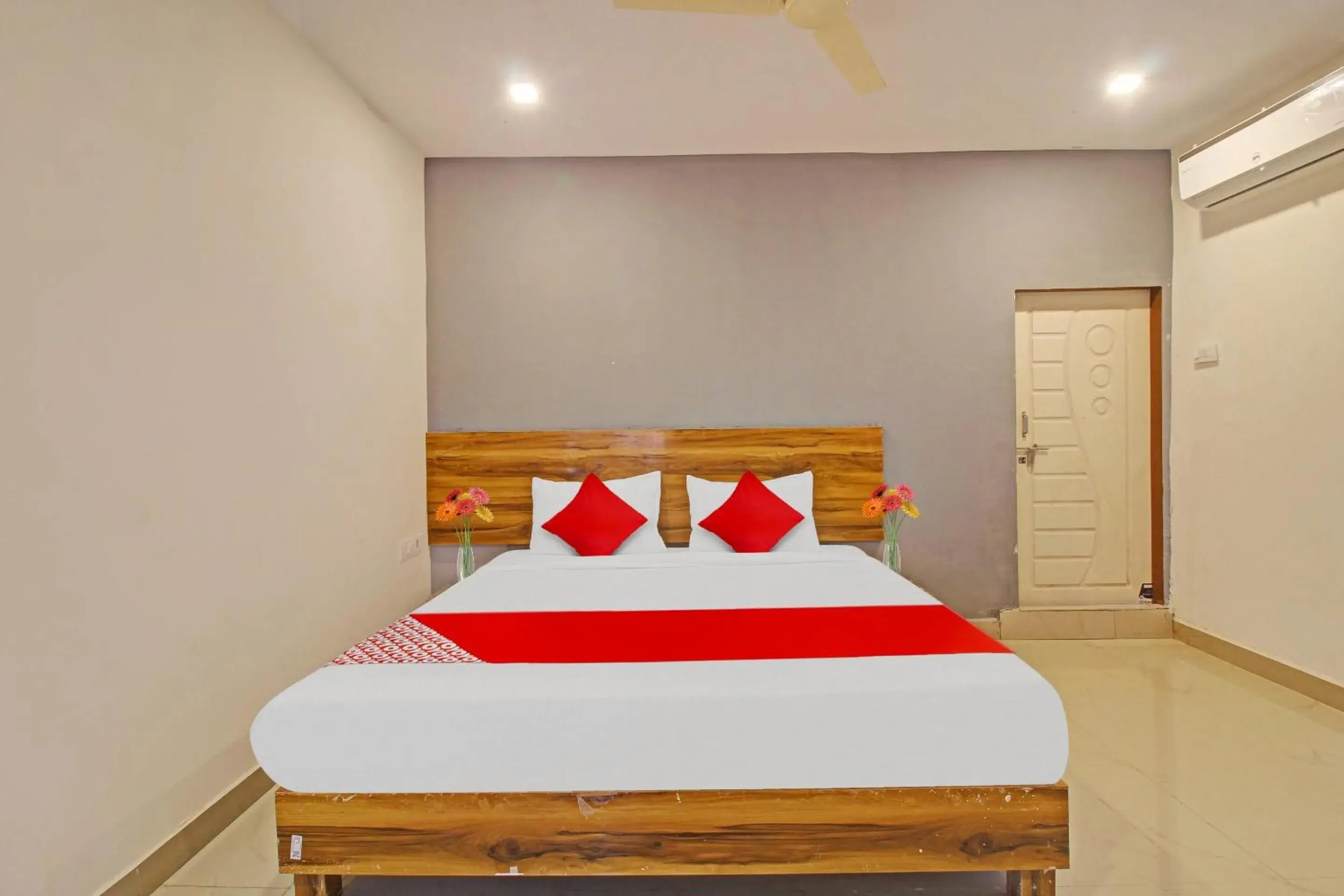 Lobby or reception in Hotel O R Square Lobby or reception in Hotel O R Square