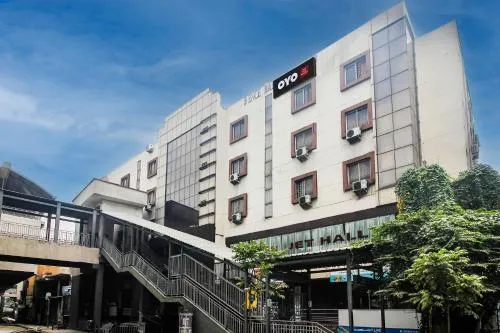 Hotel O Grand Sandarshini Inn Near MGBS Bus station