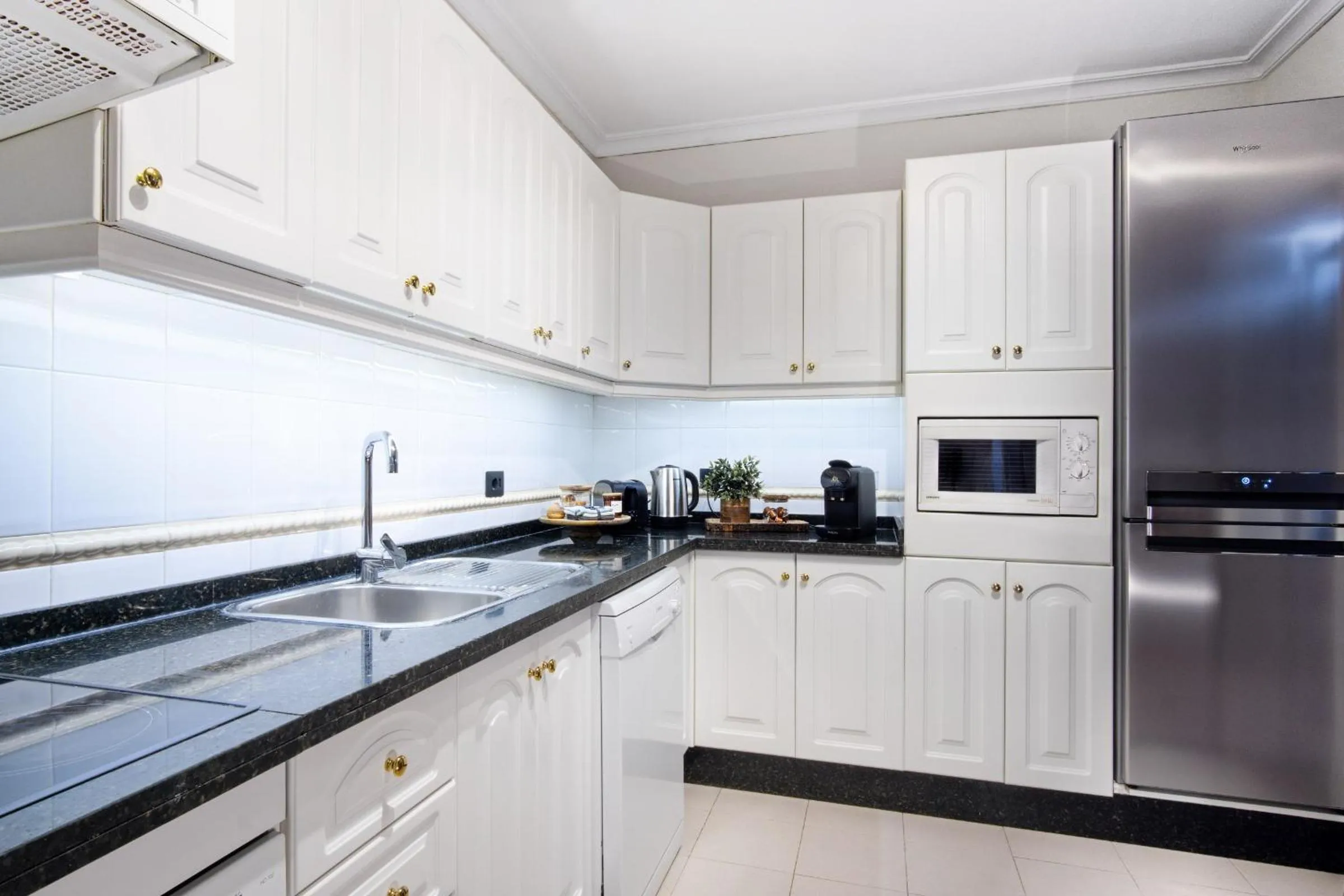 Kitchen or kitchenette in Ocean View 3Bdr Balcon Atlantico