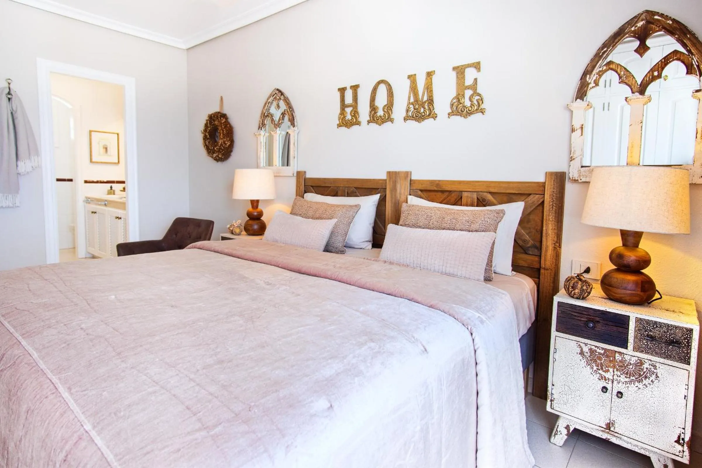 Bed in Ocean View 3Bdr Balcon Atlantico