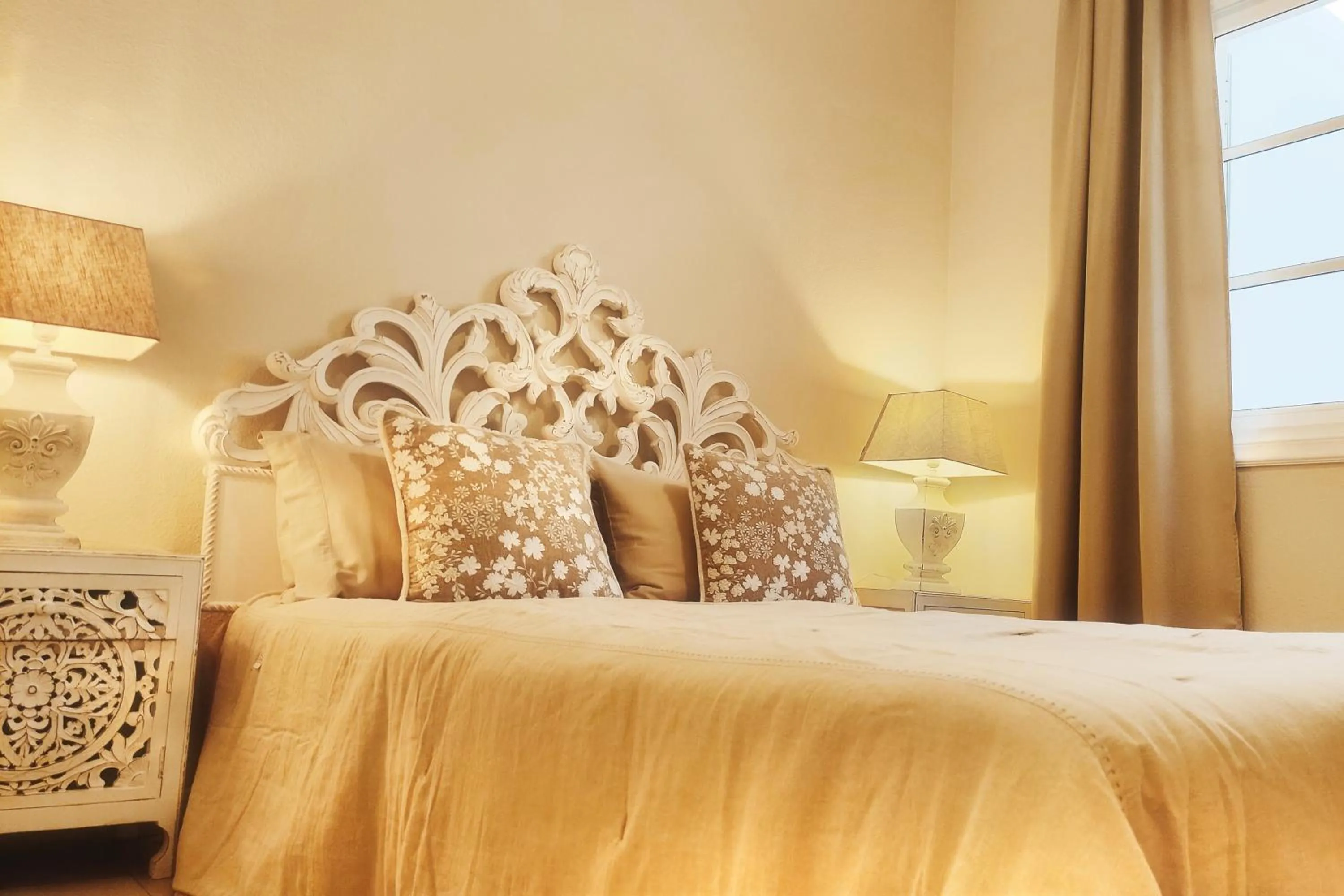 Bed in Ocean View 3Bdr Balcon Atlantico