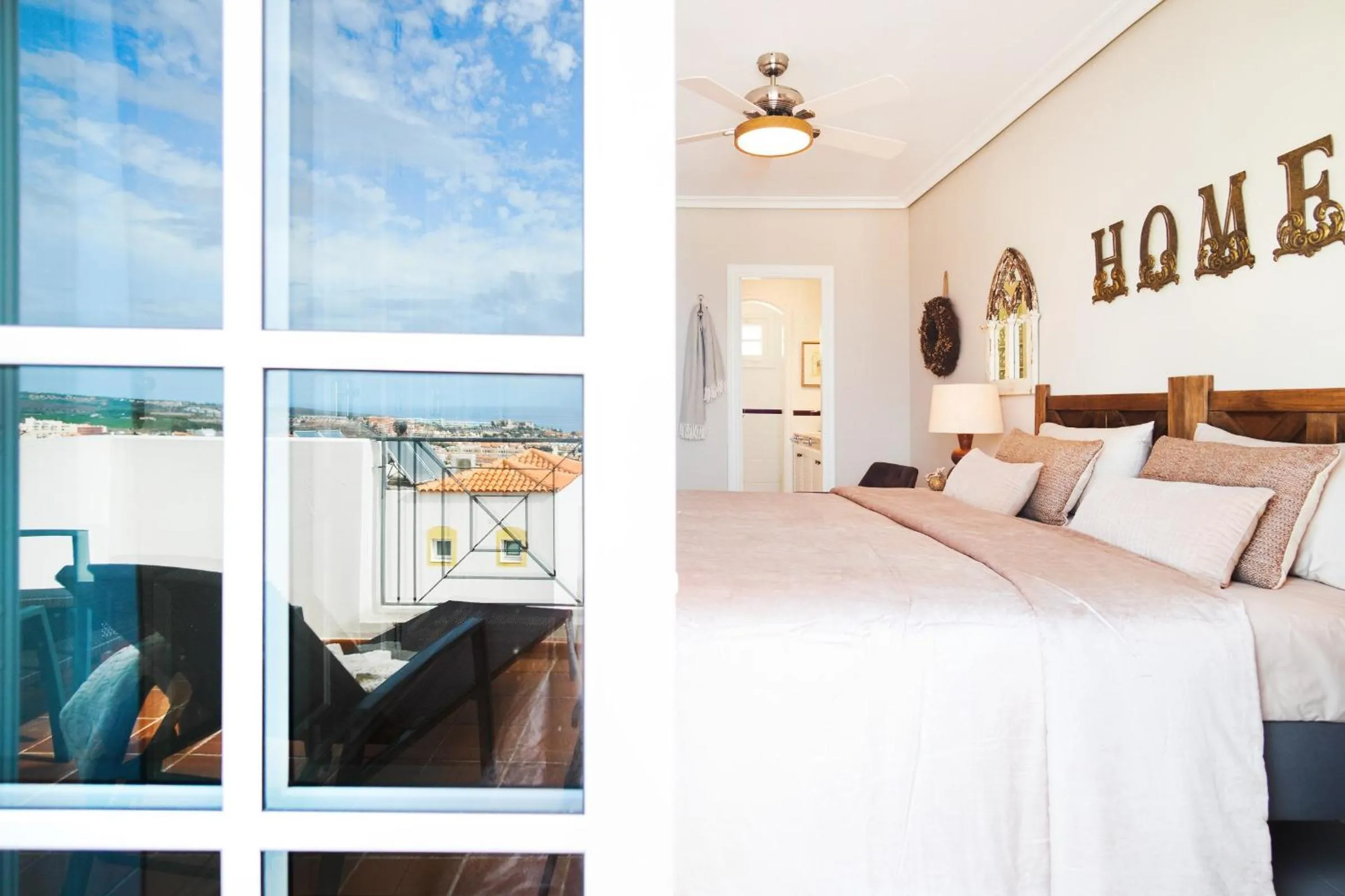 Bed in Ocean View 3Bdr Balcon Atlantico