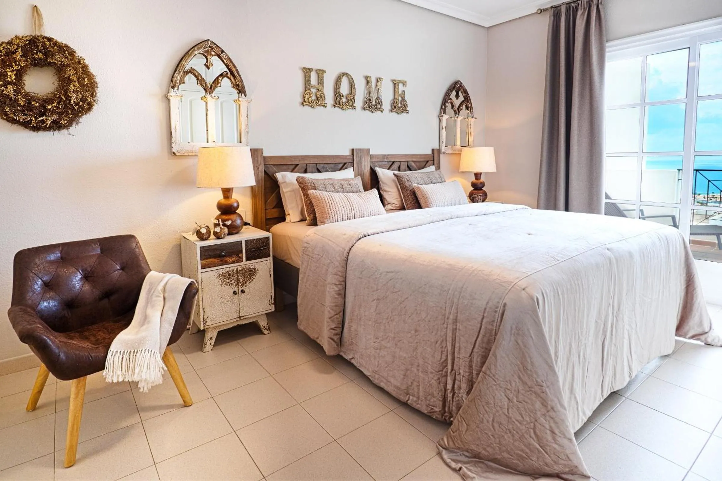 Bed in Ocean View 3Bdr Balcon Atlantico