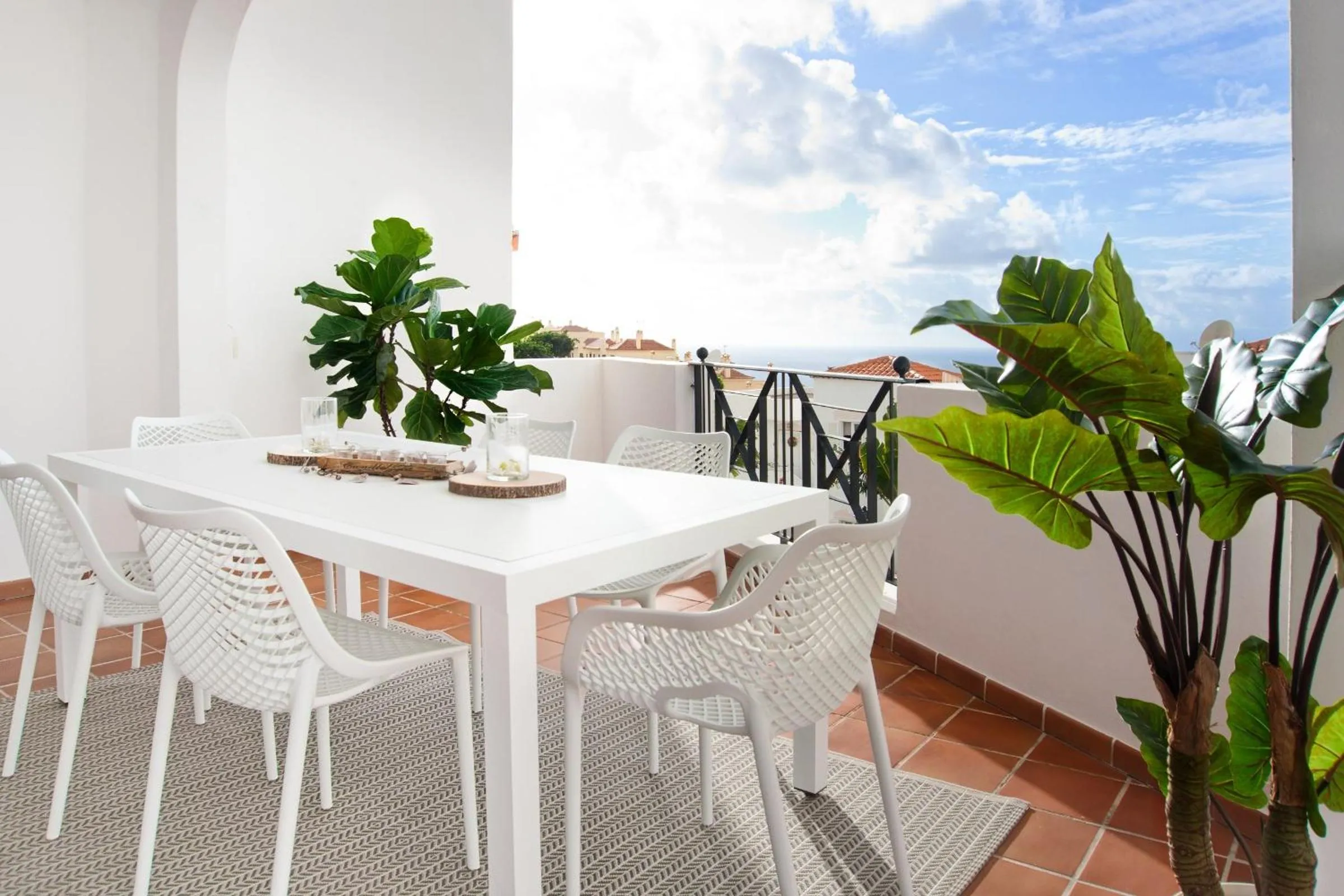 Patio in Ocean View 3Bdr Balcon Atlantico