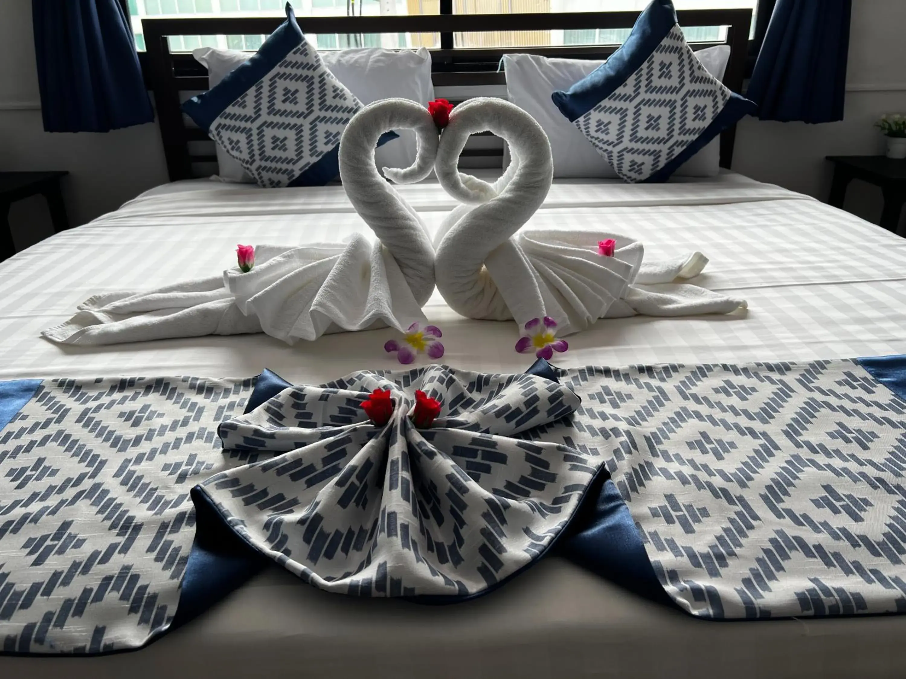 Golden Monkey Samui Golden Monkey Samui