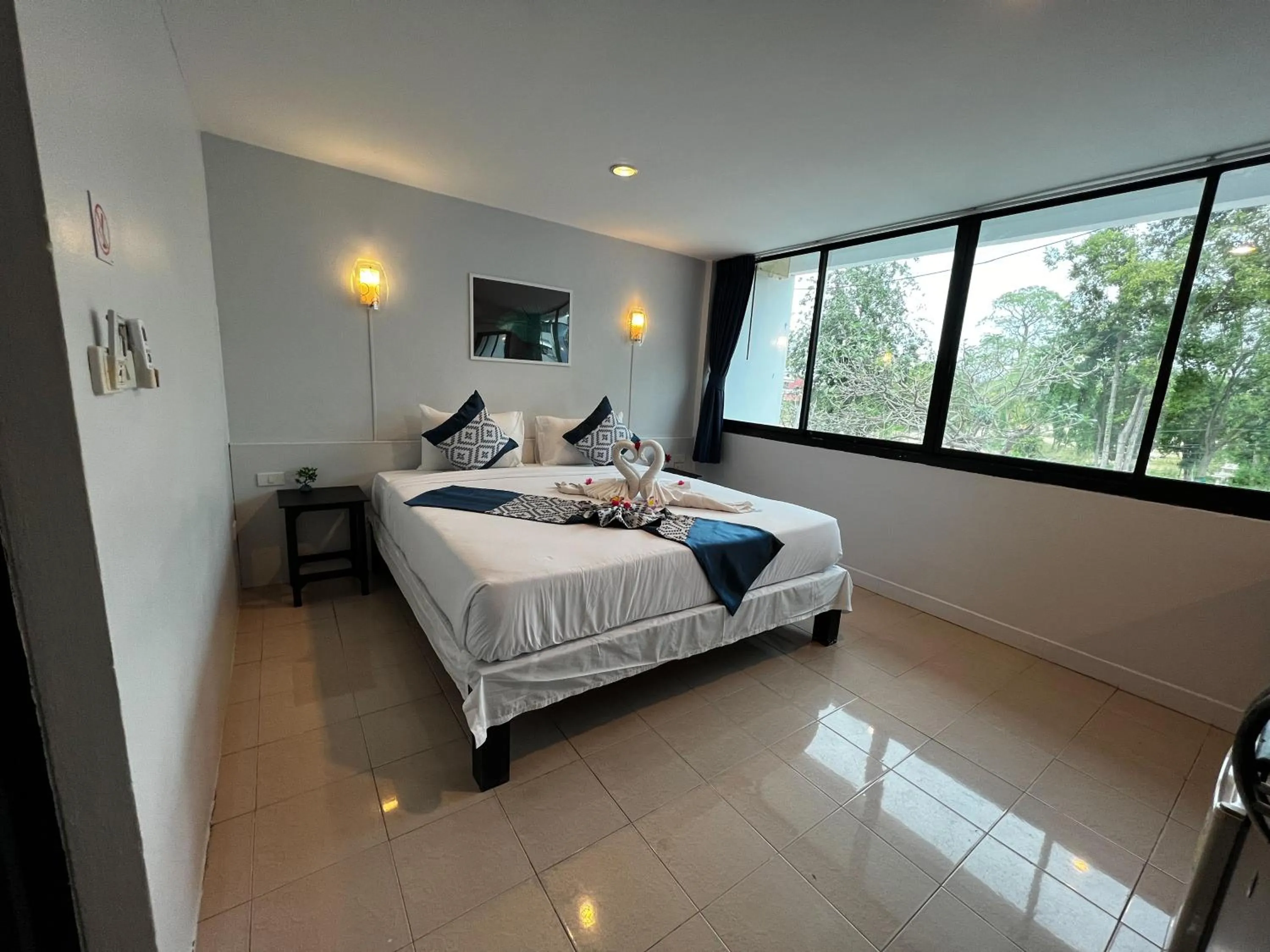 Bedroom, Bed in Golden Monkey Samui