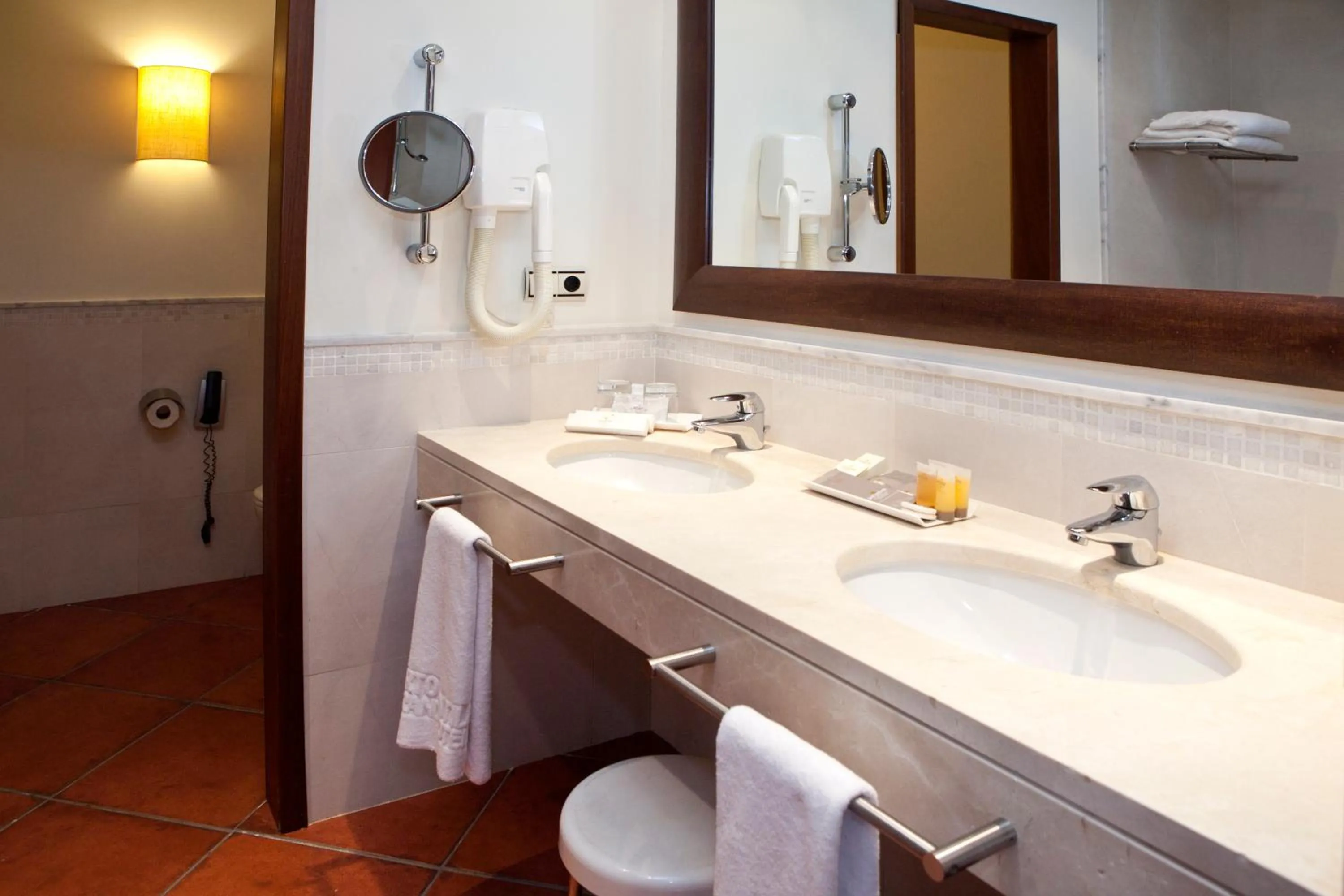 Bathroom in Puerto Antilla Grand Hotel