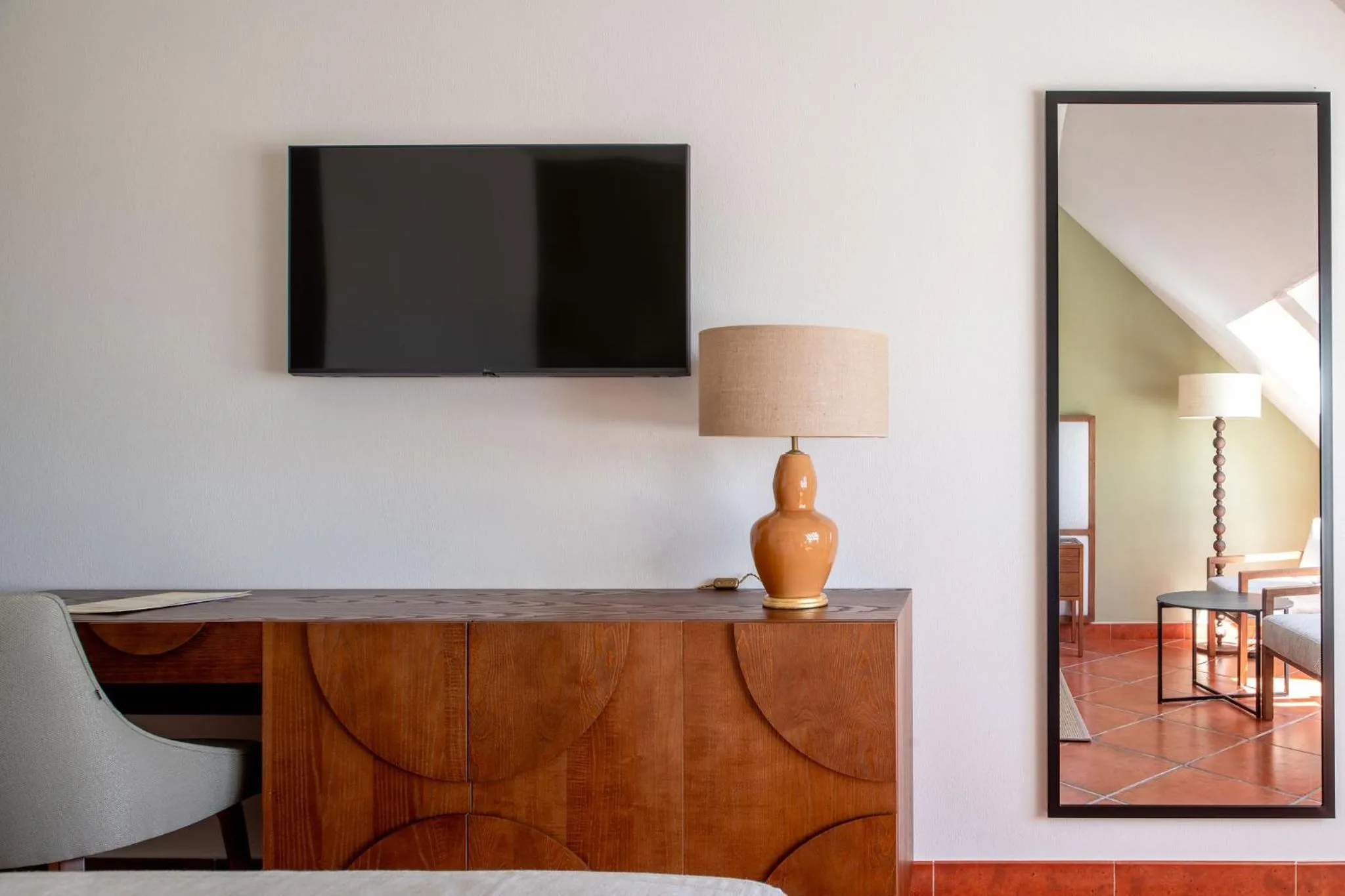 TV and multimedia in Puerto Antilla Grand Hotel