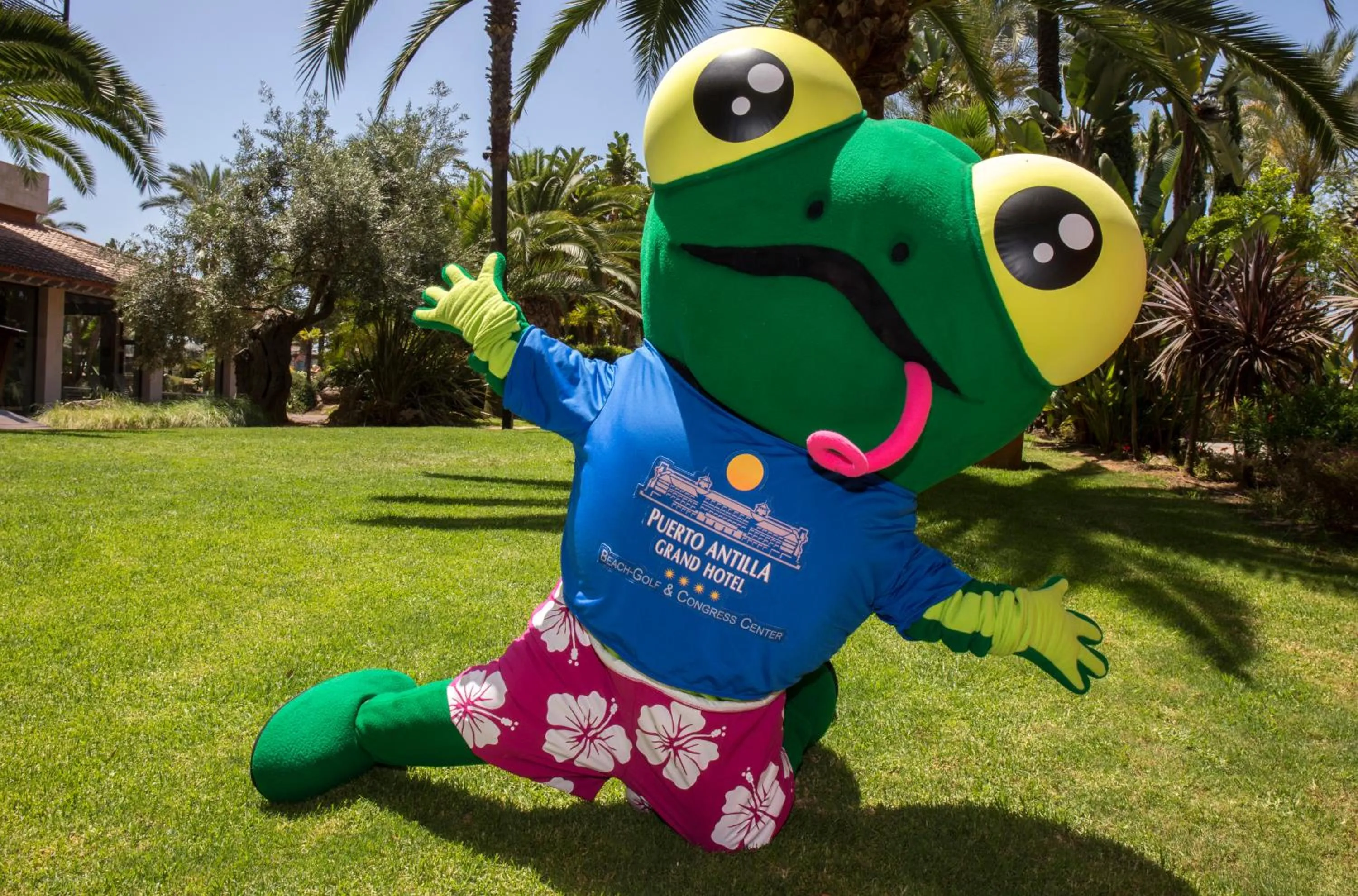 Pets in Puerto Antilla Grand Hotel