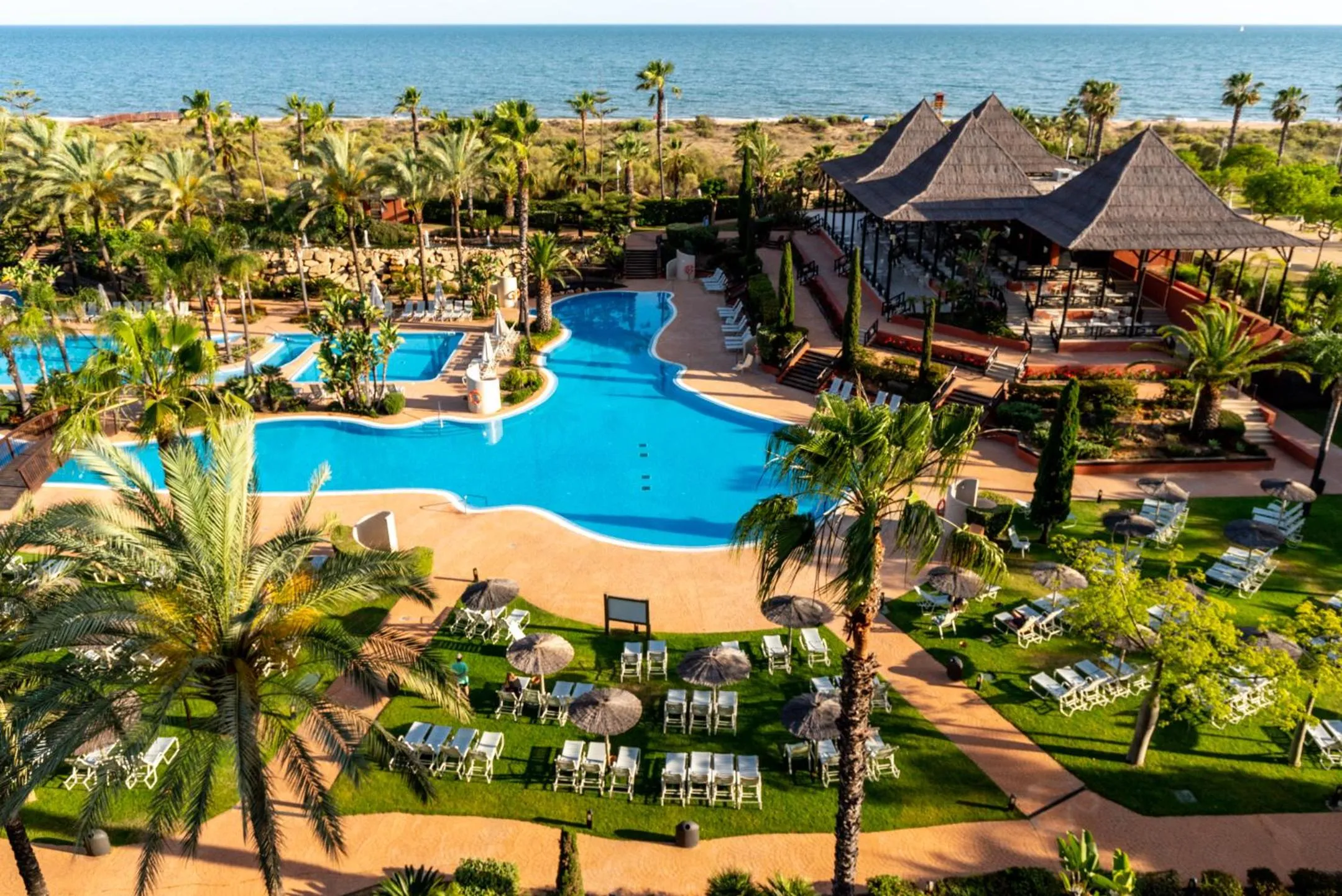 Swimming pool in Puerto Antilla Grand Hotel