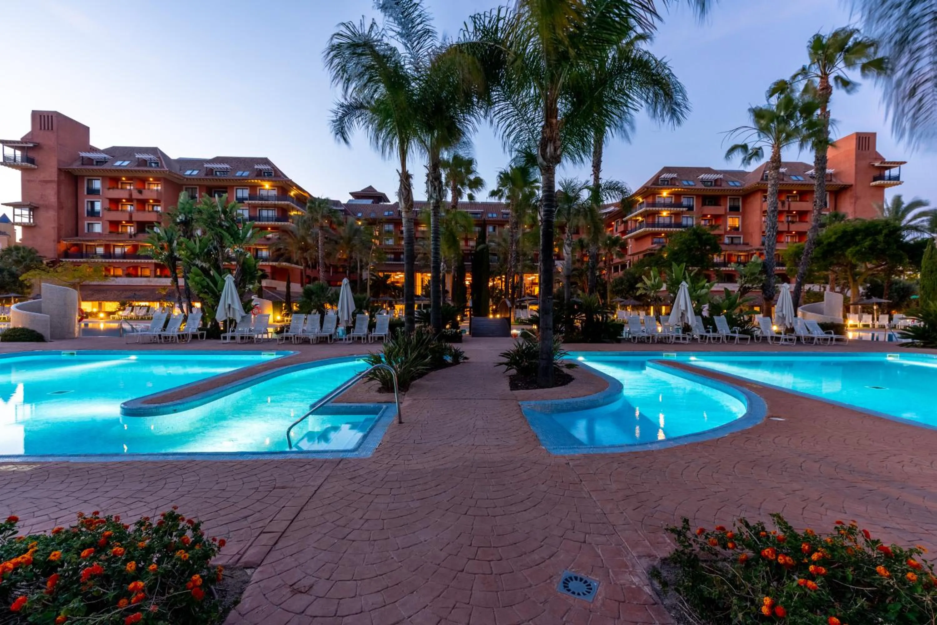Swimming pool in Puerto Antilla Grand Hotel
