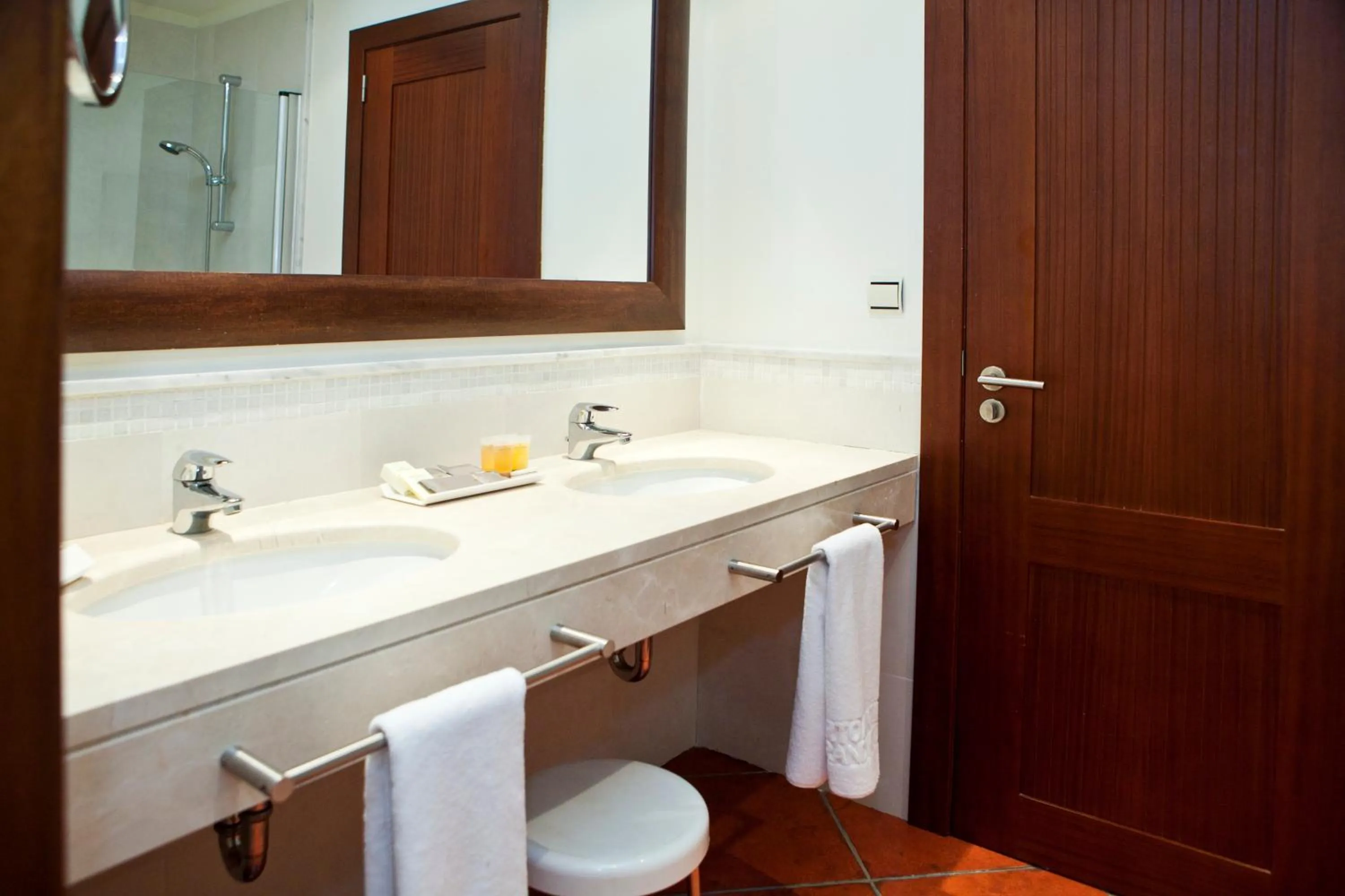 Bathroom in Puerto Antilla Grand Hotel