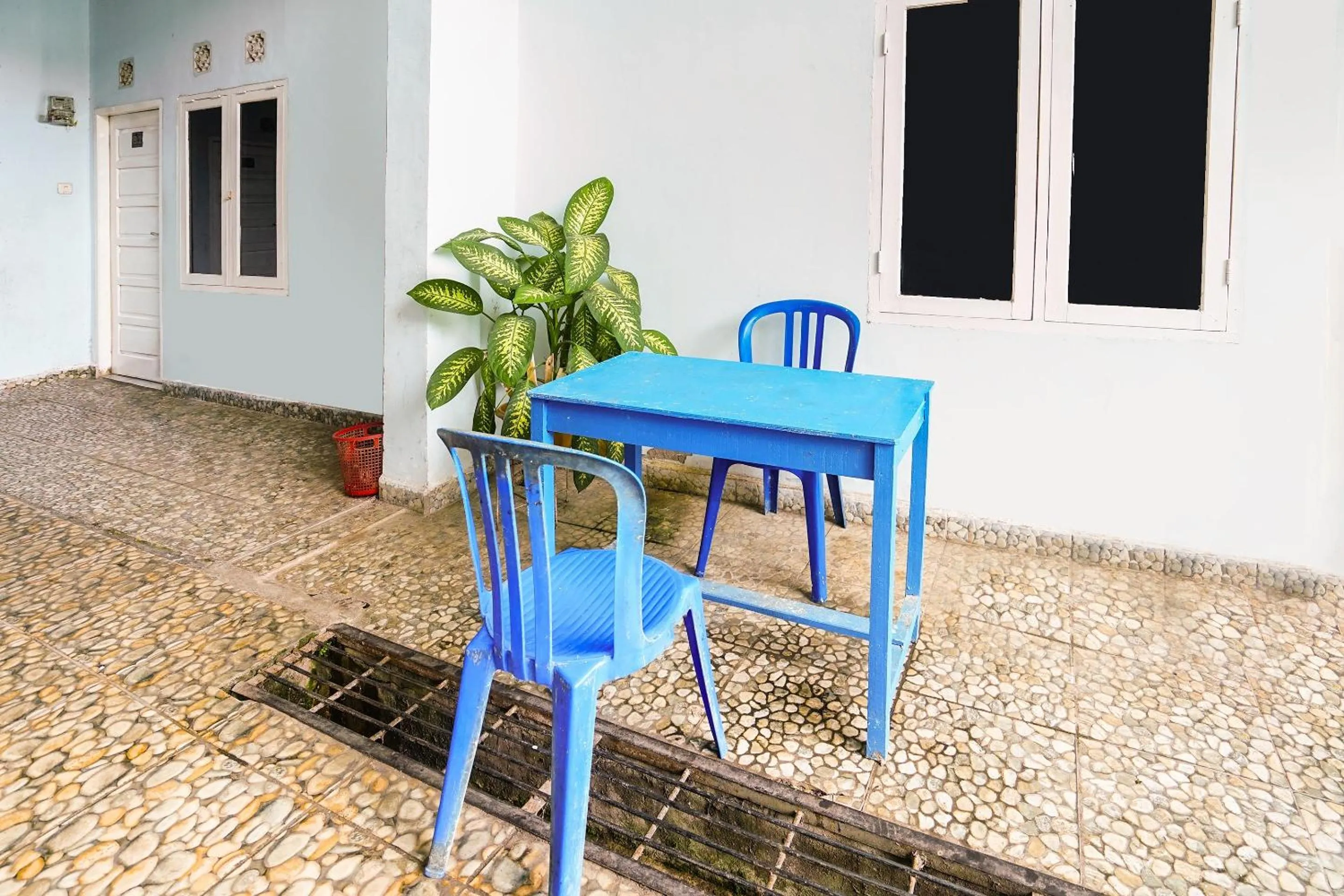 Lobby or reception in OYO Life 92046 Garuda Residence