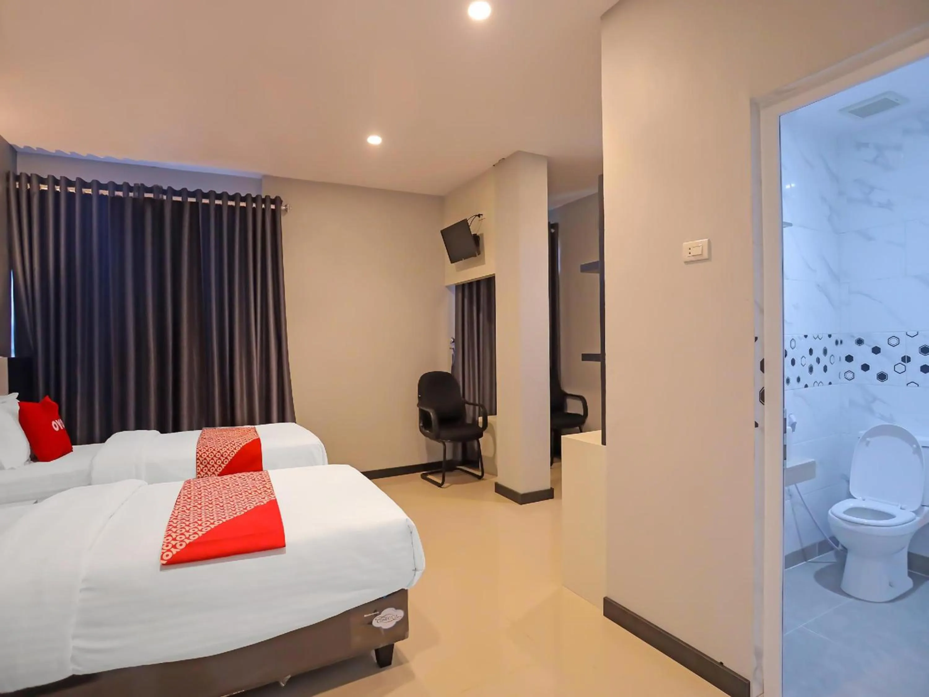 Bedroom, Bed in Capital O 92096 Kuala Ulee Lheue Residence Syariah