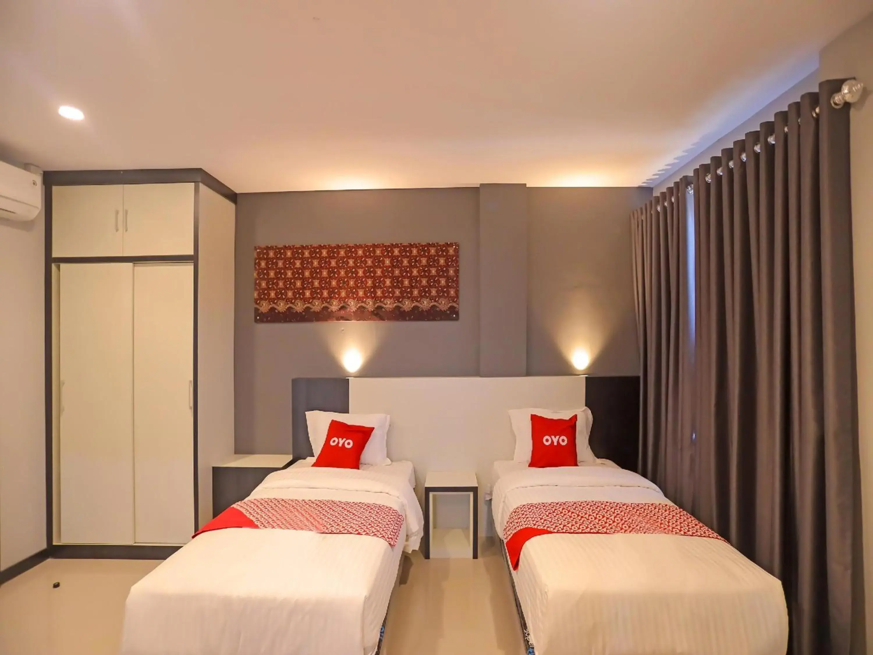 Photo of the whole room, Bed in Capital O 92096 Kuala Ulee Lheue Residence Syariah Photo of the whole room, Bed in Capital O 92096 Kuala Ulee Lheue Residence Syariah