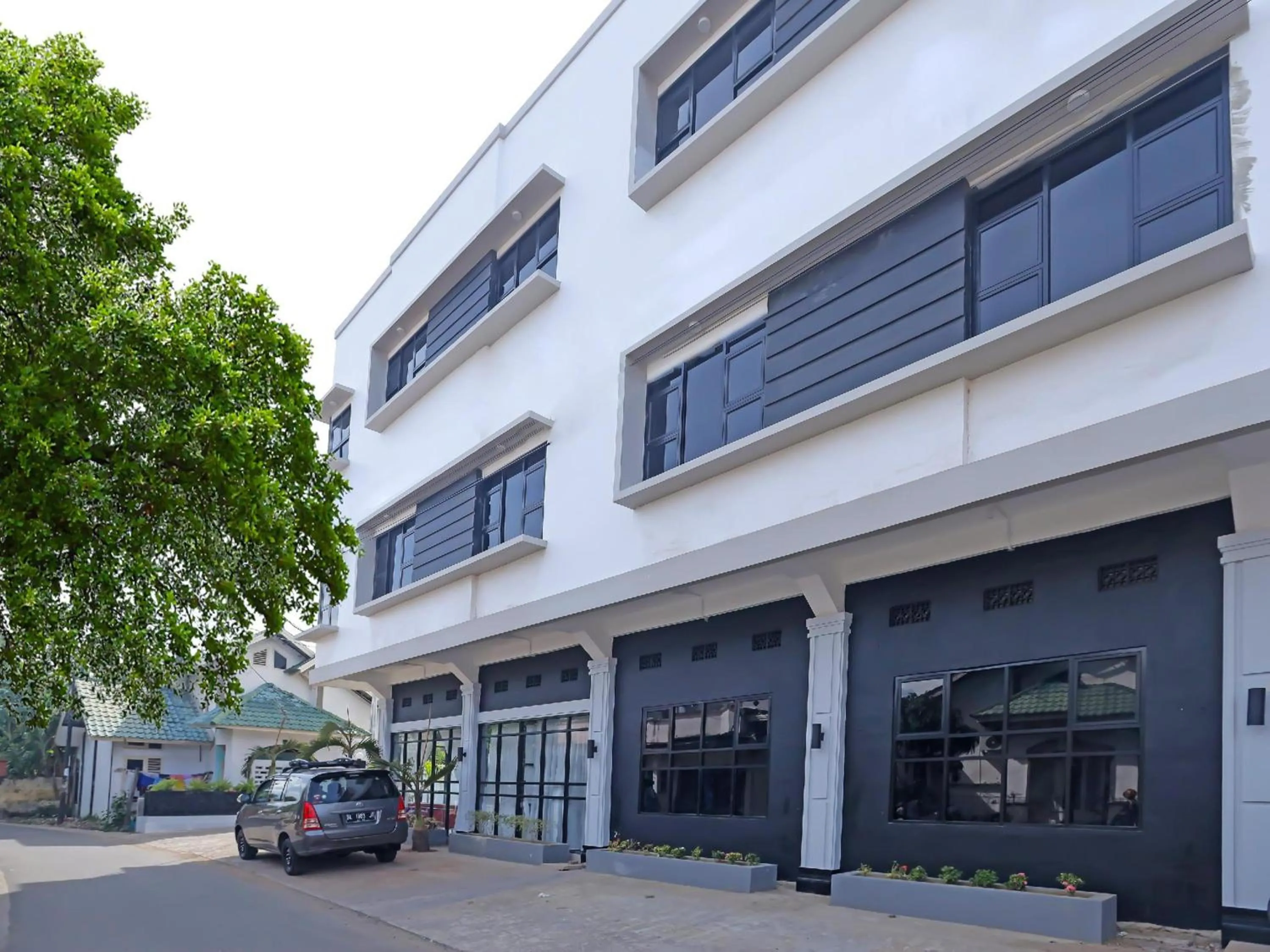 Neighbourhood in Capital O 92096 Kuala Ulee Lheue Residence Syariah