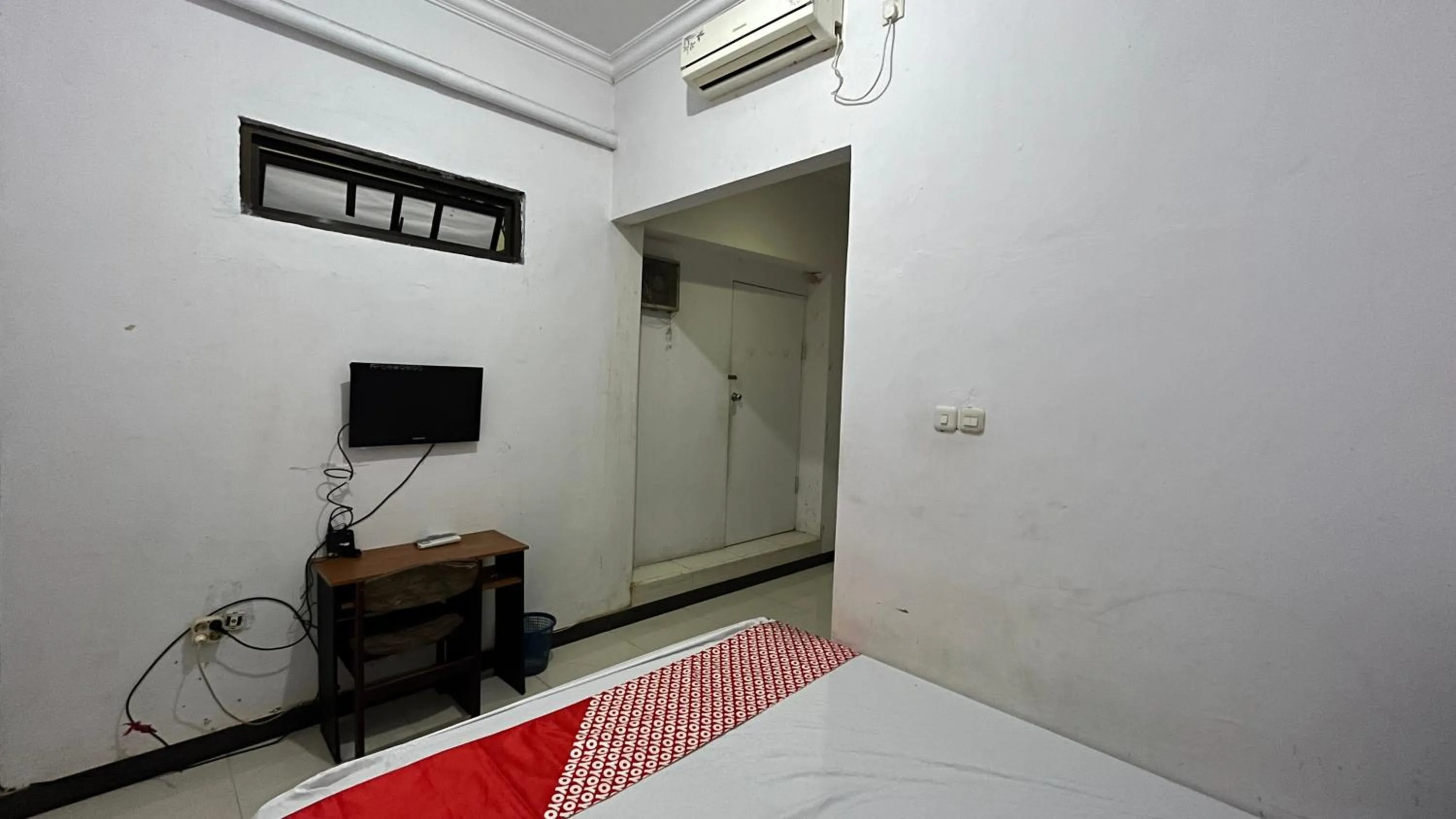 Bedroom, Bed in Hotel O Kost Biru