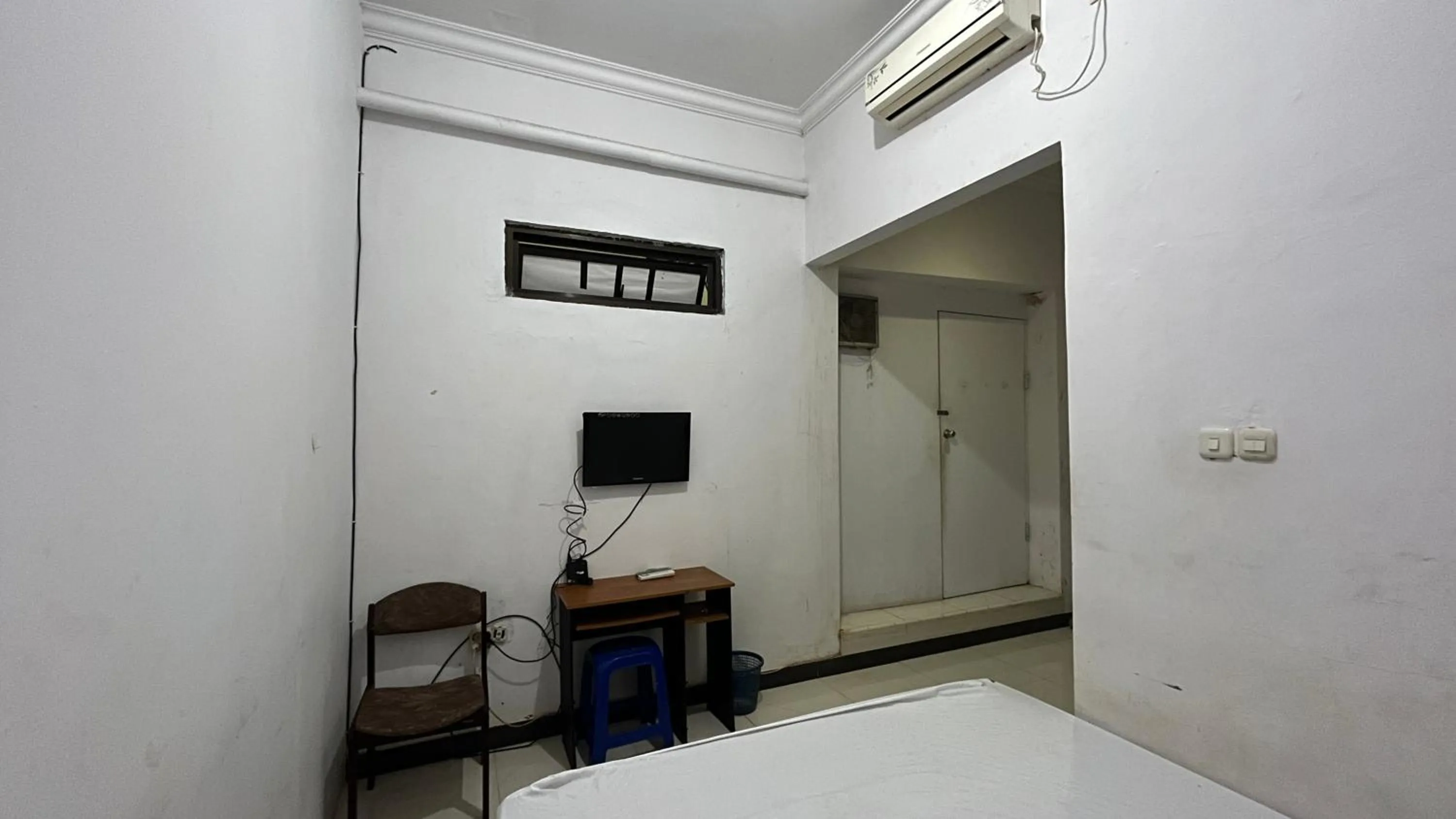 Bedroom, Bed in Hotel O Kost Biru