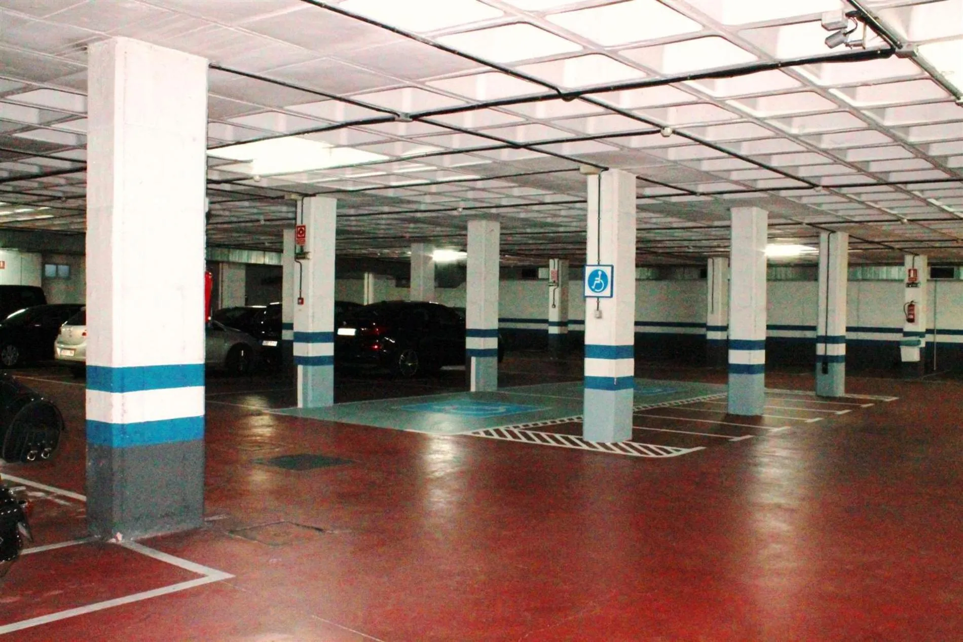 Property building in Hotel Albret